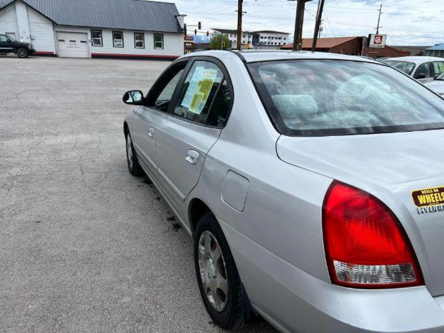 2002 Hyundai Elantra GLS (KMHDN45D52U) with an 2.0L L4 DOHC 16V engine, located at 601 E. Idaho St., Kalispell, MT, 59901, 0.000000, 0.000000 - Photo#5