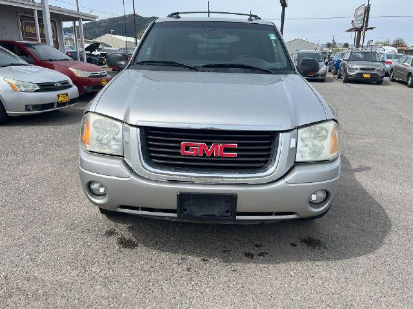 2004 GMC Envoy SLT 4WD (1GKDT13S042) with an 4.2L L6 DOHC 24V engine, 4-Speed Automatic transmission, located at 1821 N Montana Ave., Helena, MT, 59601, 0.000000, 0.000000 - Photo#1