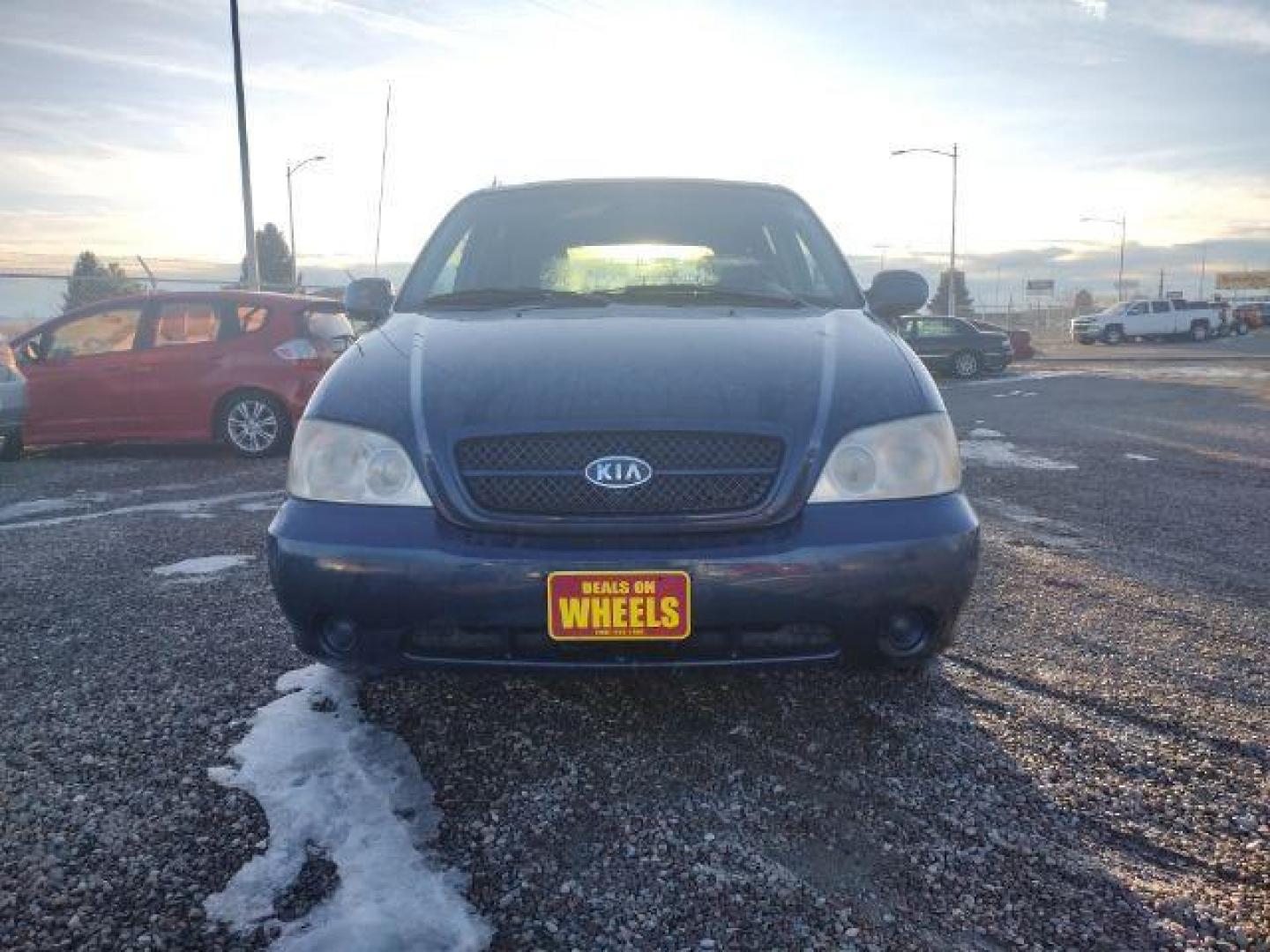 2004 Kia Sedona LX (KNDUP131X46) with an 3.5L V6 DOHC 16V engine, 5-Speed Automatic transmission, located at 4801 10th Ave S,, Great Falls, MT, 59405, (406) 564-1505, 0.000000, 0.000000 - Photo#7