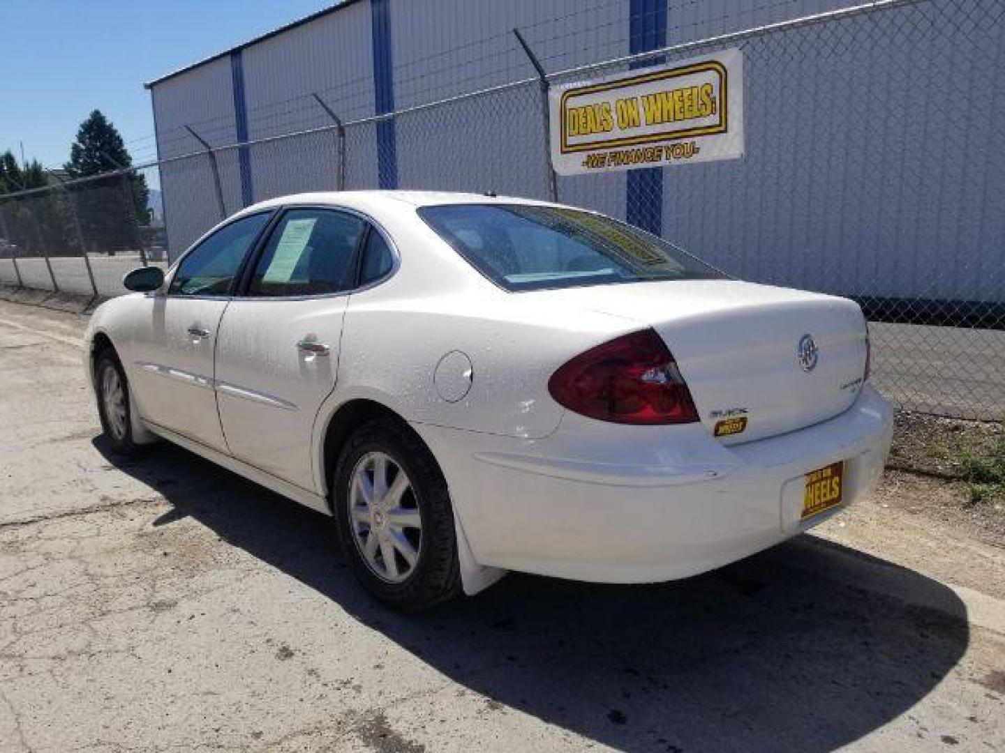 2005 Buick LaCrosse CXL (2G4WD532651) with an 3.8L V6 OHV 12V engine, 4-Speed Automatic transmission, located at 4801 10th Ave S,, Great Falls, MT, 59405, (406) 564-1505, 0.000000, 0.000000 - Photo#3