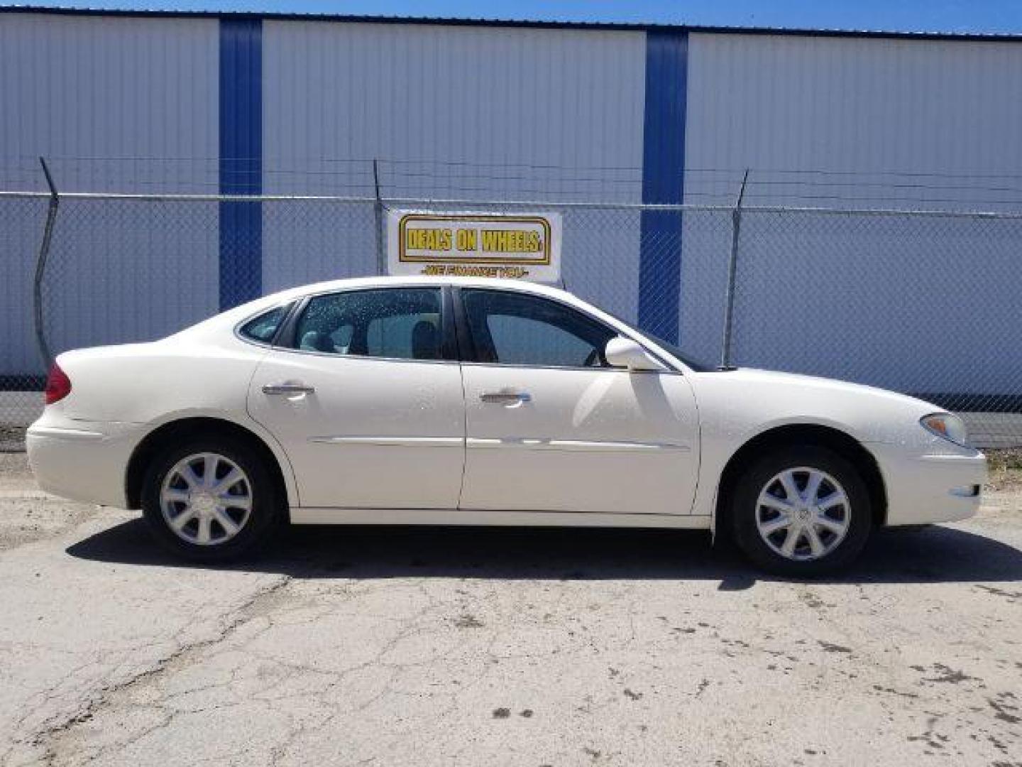 2005 Buick LaCrosse CXL (2G4WD532651) with an 3.8L V6 OHV 12V engine, 4-Speed Automatic transmission, located at 4801 10th Ave S,, Great Falls, MT, 59405, (406) 564-1505, 0.000000, 0.000000 - Photo#5