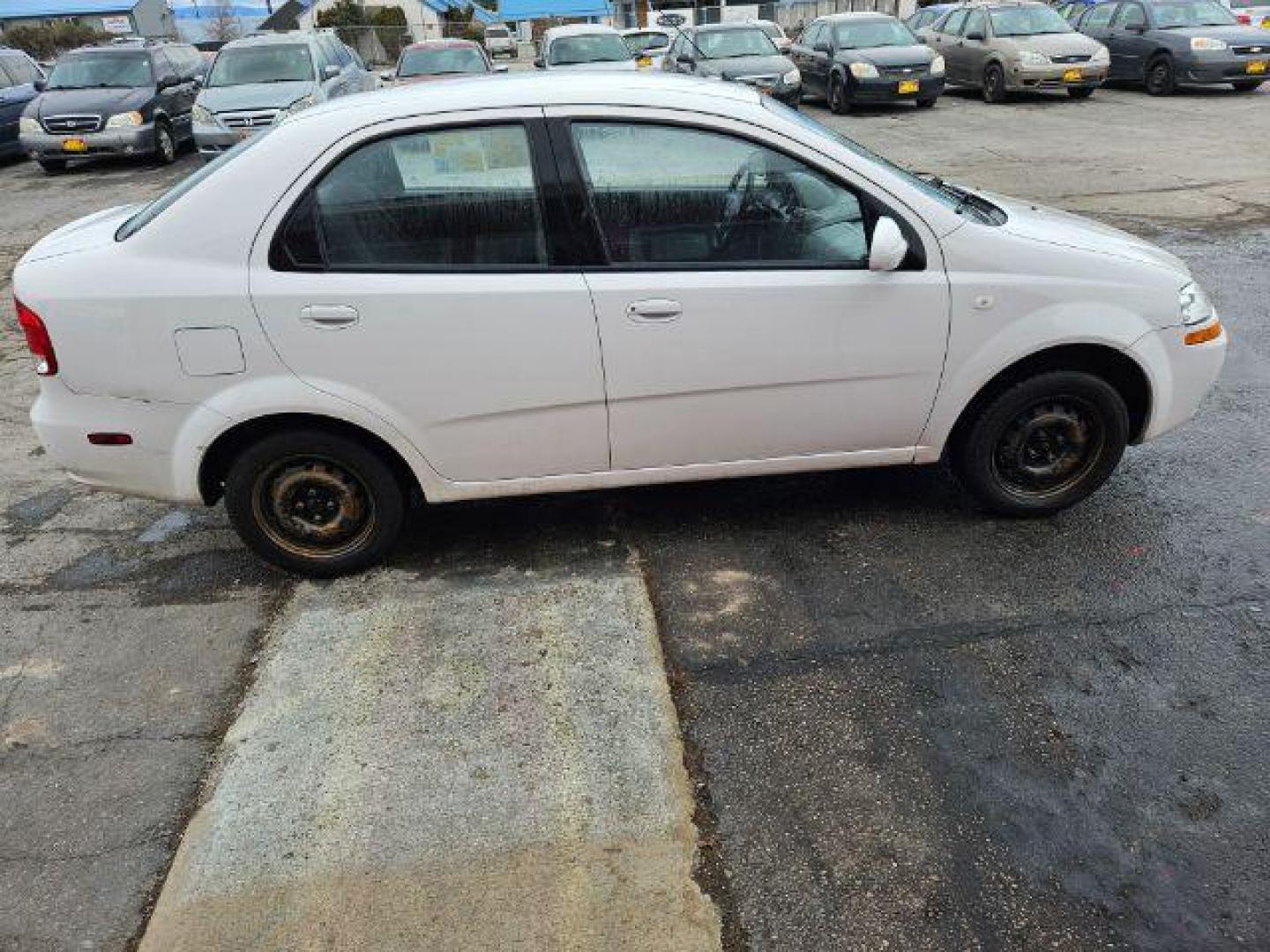 2005 Chevrolet Aveo Special Value Sedan (KL1TD52655B) with an 2.2L L4 DOHC 16V engine, 5-Speed Manual transmission, located at 601 E. Idaho St., Kalispell, MT, 59901, 0.000000, 0.000000 - Photo#5