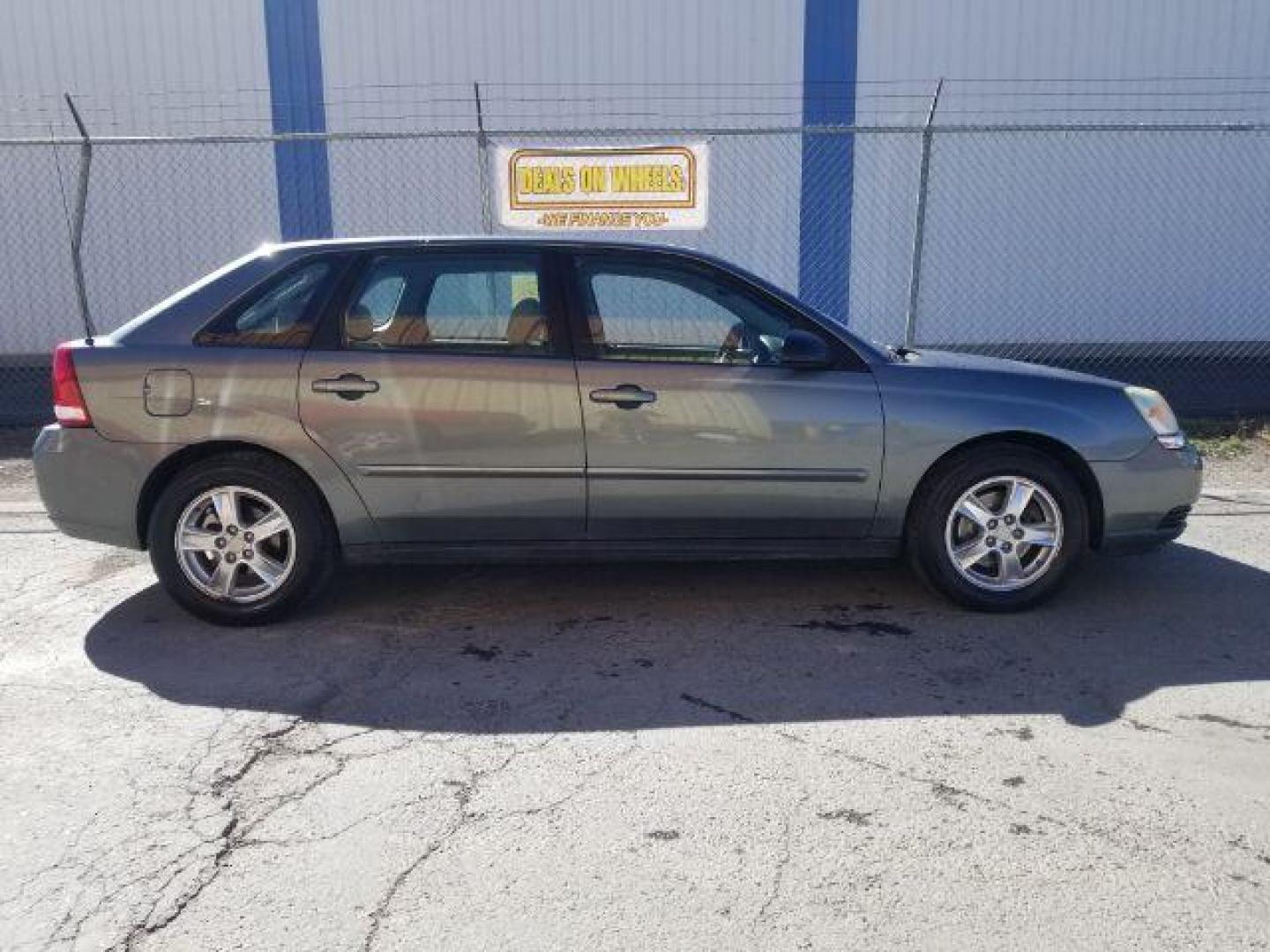 2005 Chevrolet Malibu MAXX LS (1G1ZT62875F) with an 3.5L V6 OHV 12V engine, 4-Speed Automatic transmission, located at 4801 10th Ave S,, Great Falls, MT, 59405, (406) 564-1505, 0.000000, 0.000000 - Photo#5