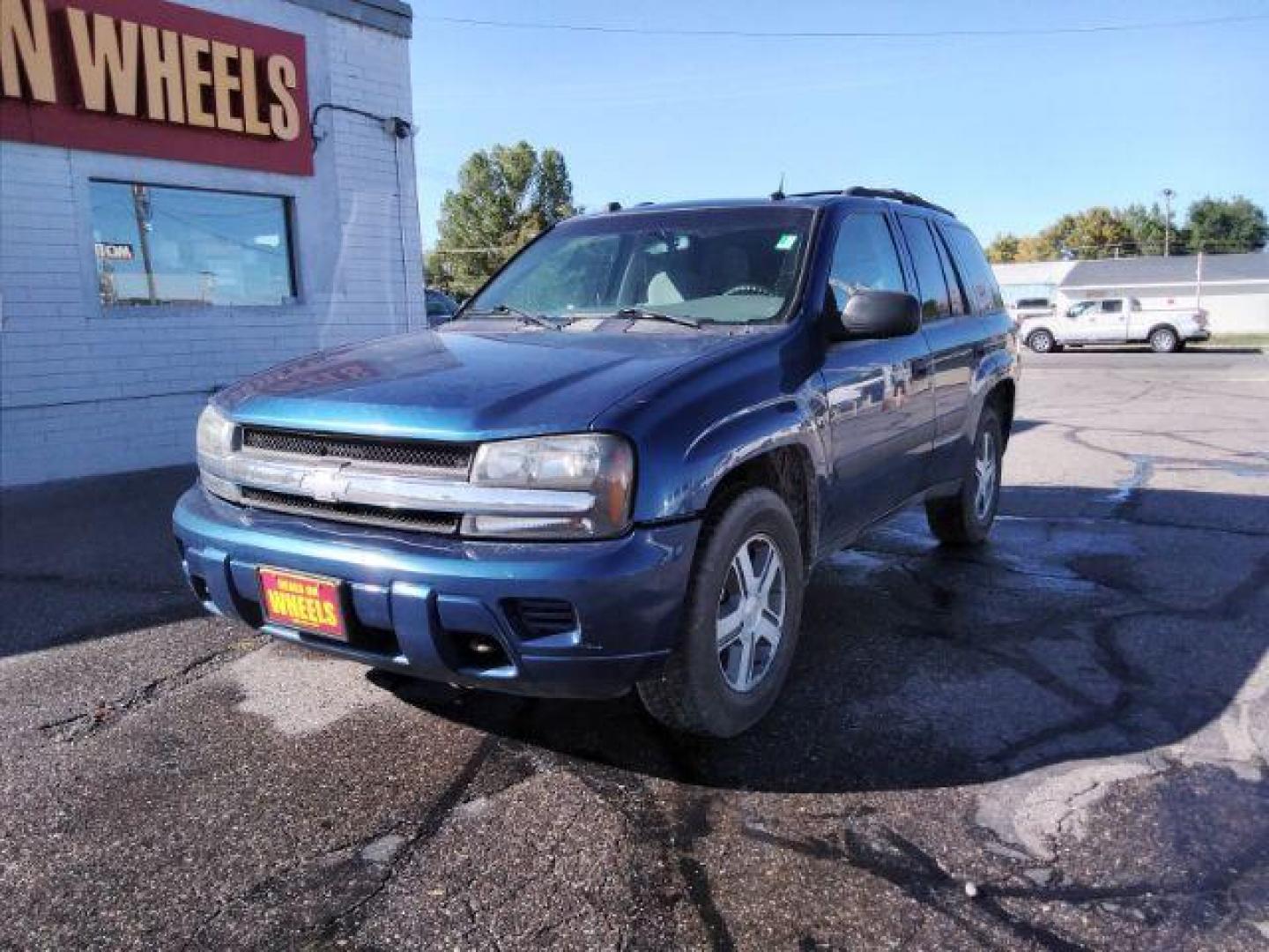 2005 Chevrolet TrailBlazer LS 4WD (1GNDT13S352) with an 4.2L L6 DOHC 24V engine, 4-Speed Automatic transmission, located at 4047 Montana Ave., Billings, MT, 59101, 45.770847, -108.529800 - Photo#1