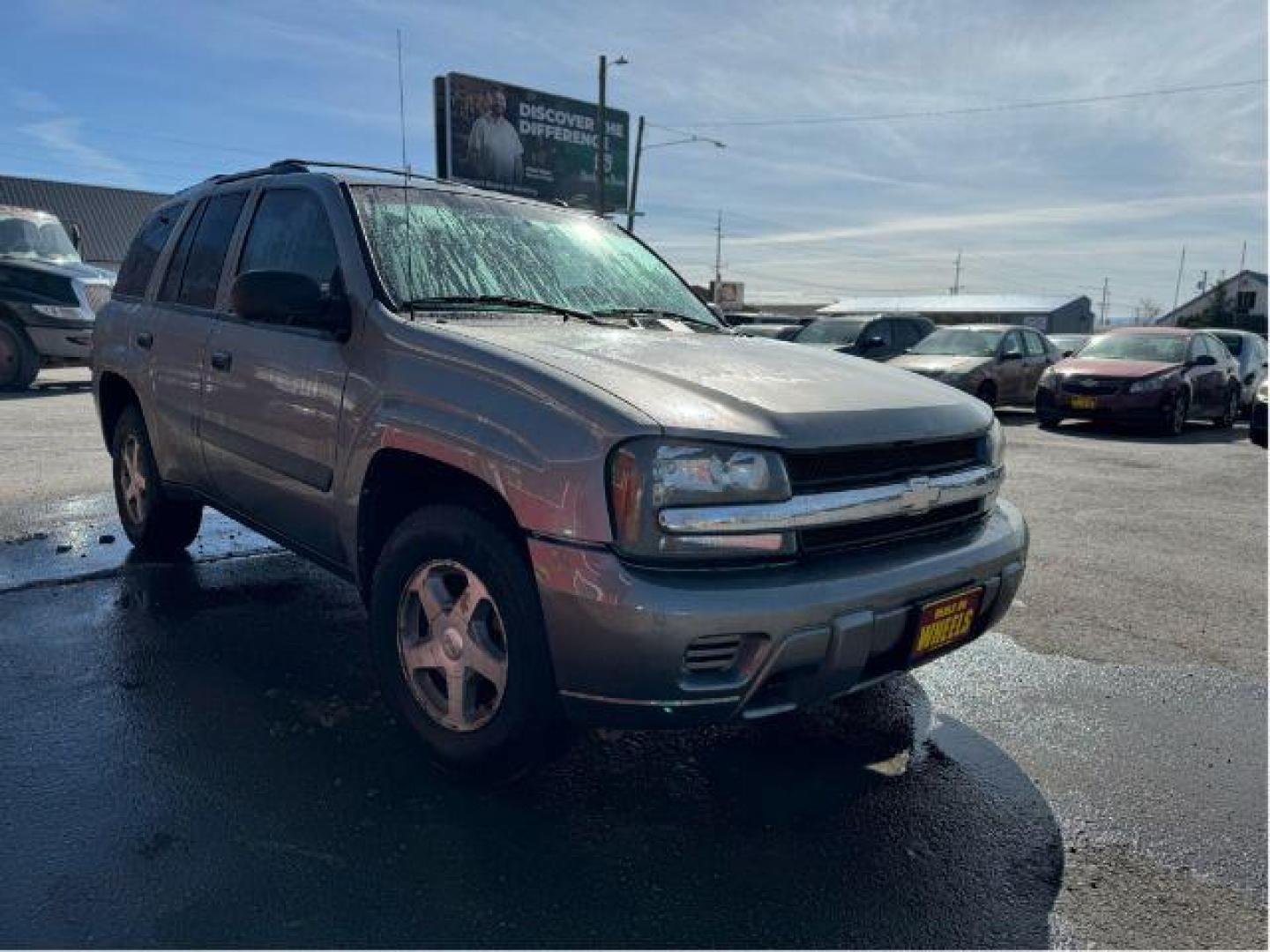 2005 Chevrolet TrailBlazer LS 4WD (1GNDT13S452) with an 4.2L L6 DOHC 24V engine, 4-Speed Automatic transmission, located at 601 E. Idaho St., Kalispell, MT, 59901, 0.000000, 0.000000 - Photo#7