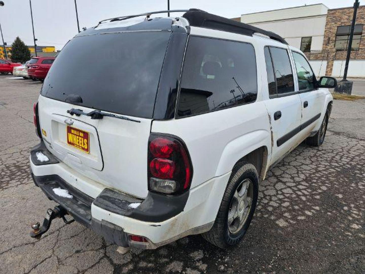 2005 Summit White Chevrolet TrailBlazer EXT LS 4WD (1GNET16S156) with an 4.2L L6 DOHC 24V engine, 4-Speed Automatic transmission, located at 1800 West Broadway, Missoula, 59808, (406) 543-1986, 46.881348, -114.023628 - Photo#3