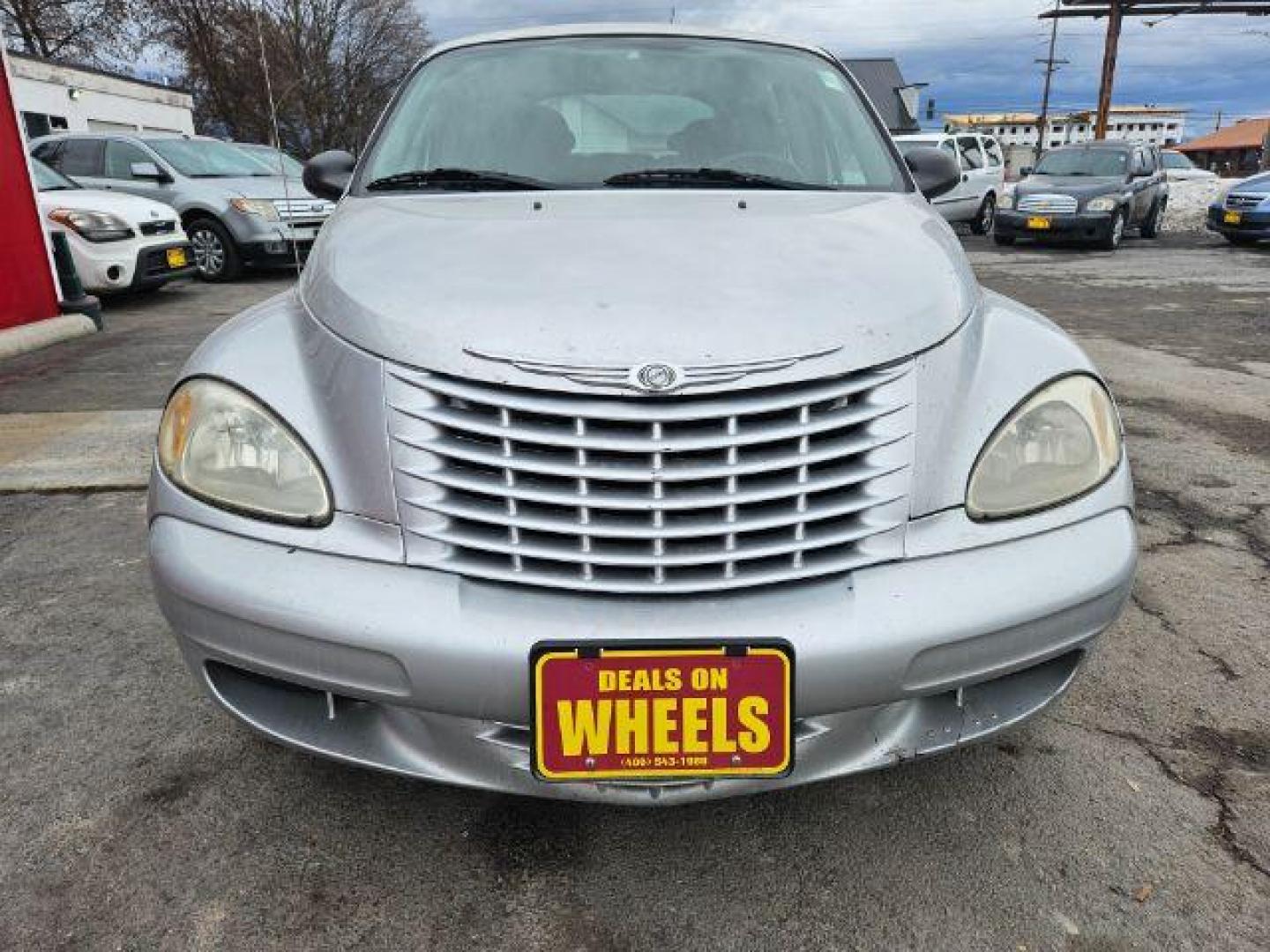 2005 Chrysler PT Cruiser Touring Edition (3C4FY58B85T) with an 2.4L L4 DOHC 16V engine, located at 601 E. Idaho St., Kalispell, MT, 59901, 0.000000, 0.000000 - Photo#7