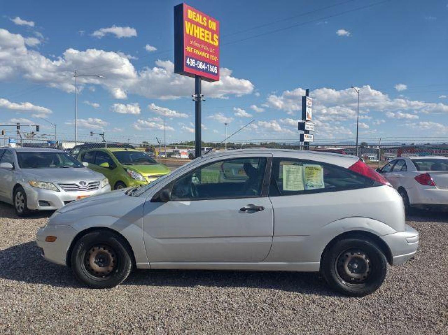 2005 Ford Focus ZX3 SE (3FAFP31N95R) with an 2.0L L4 DOHC 16V engine, located at 4801 10th Ave S,, Great Falls, MT, 59405, (406) 564-1505, 0.000000, 0.000000 - Photo#1