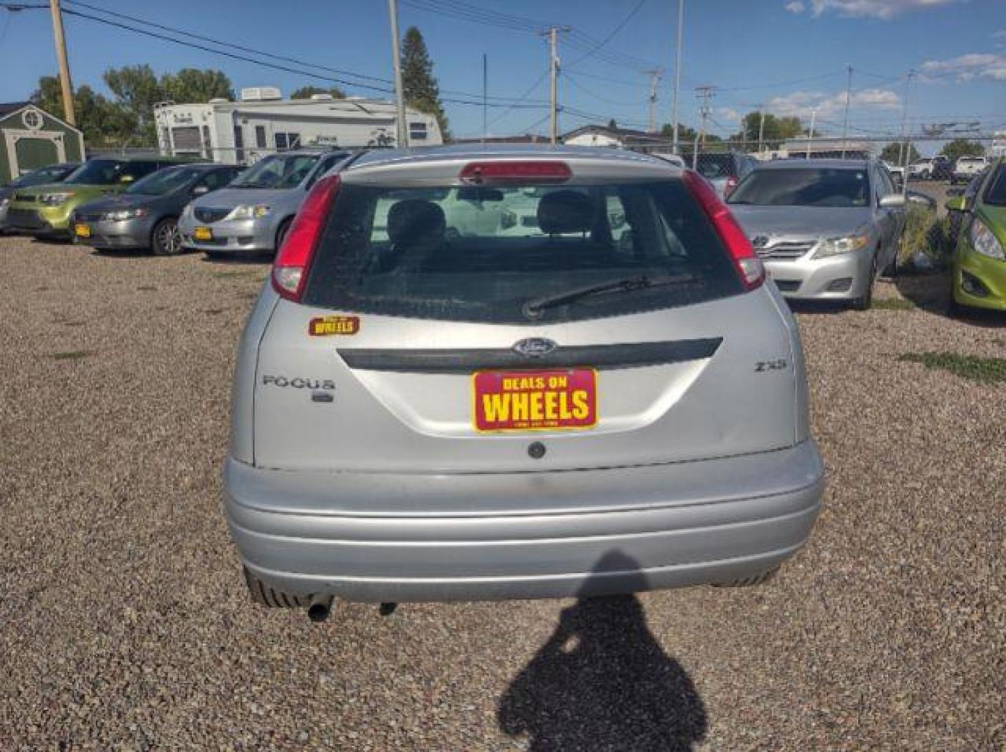 2005 Ford Focus ZX3 SE (3FAFP31N95R) with an 2.0L L4 DOHC 16V engine, located at 4801 10th Ave S,, Great Falls, MT, 59405, (406) 564-1505, 0.000000, 0.000000 - Photo#3