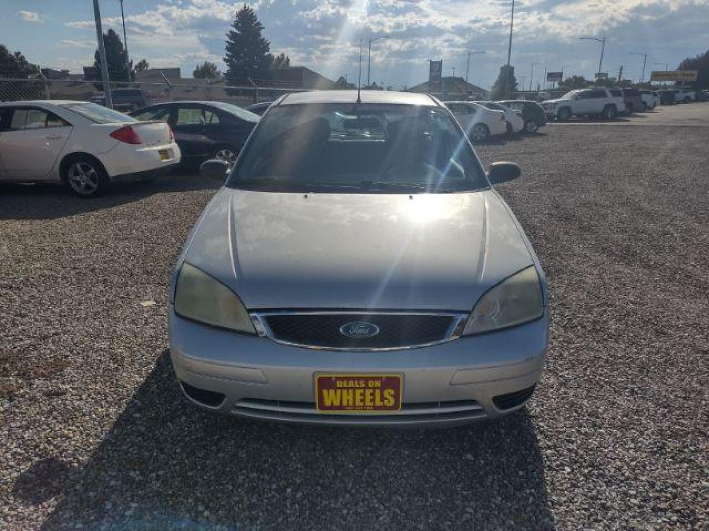 2005 Ford Focus ZX3 SE (3FAFP31N95R) with an 2.0L L4 DOHC 16V engine, located at 4801 10th Ave S,, Great Falls, MT, 59405, (406) 564-1505, 0.000000, 0.000000 - Photo#7