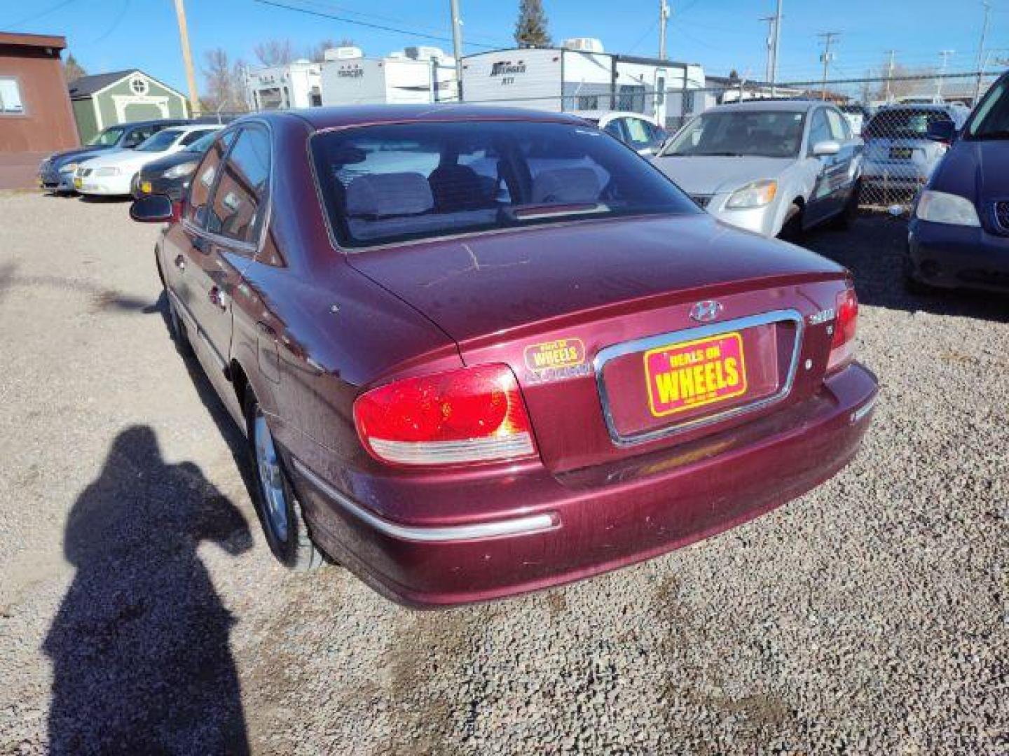 2005 Hyundai Sonata GLS (KMHWF35H45A) with an 2.7L V6 DOHC 24V engine, 4-Speed Automatic transmission, located at 4801 10th Ave S,, Great Falls, MT, 59405, (406) 564-1505, 0.000000, 0.000000 - Photo#2