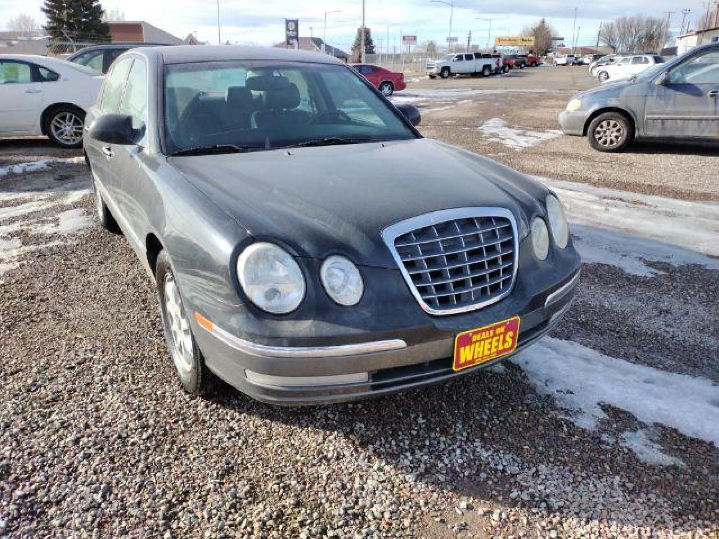 2005 Kia Amanti Sedan (KNALD124X55) with an 3.5L V6 DOHC 24V engine, 5-Speed Automatic transmission, located at 4801 10th Ave S,, Great Falls, MT, 59405, (406) 564-1505, 0.000000, 0.000000 - Photo#6