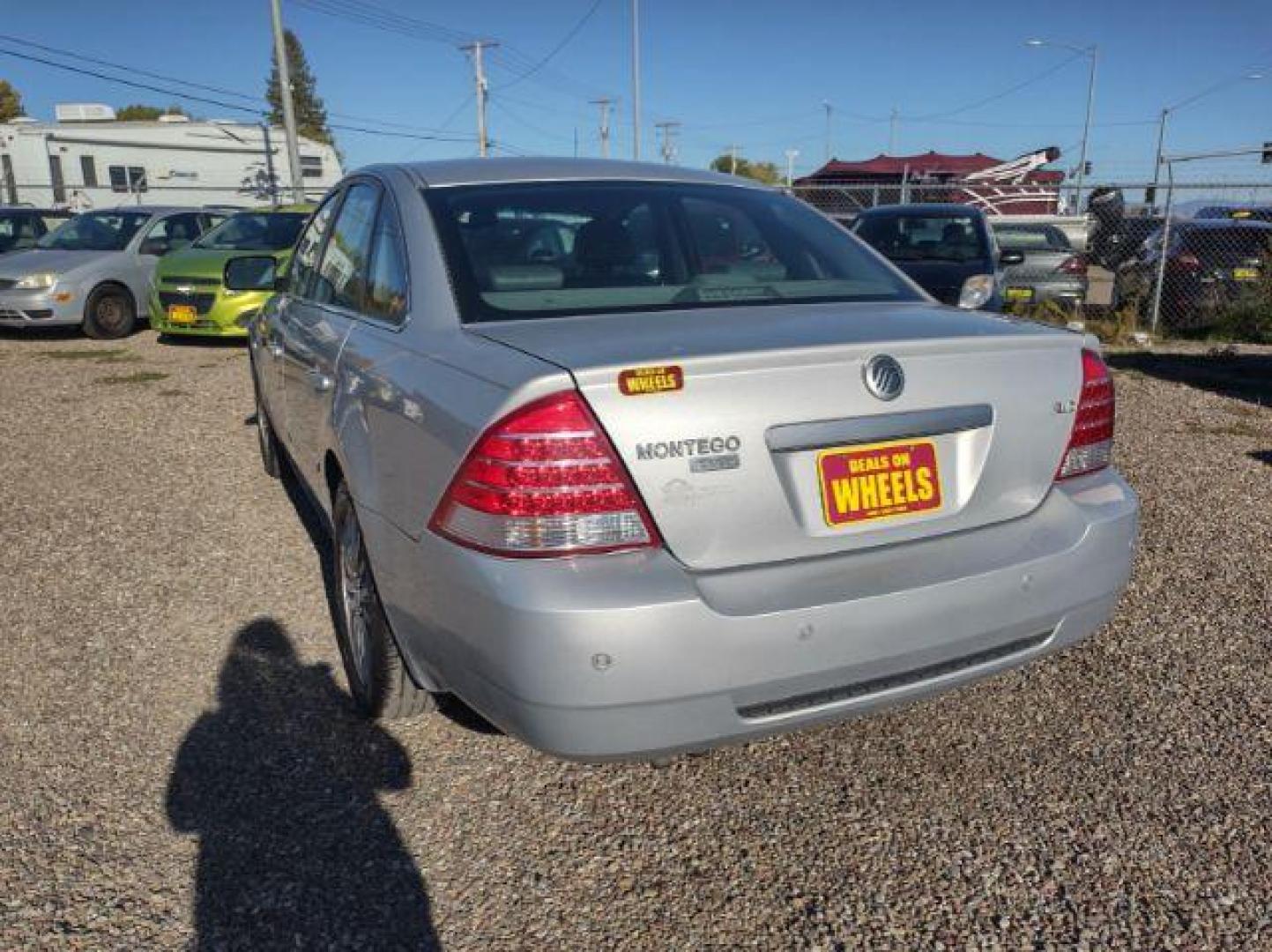 2005 Mercury Montego Premier AWD (1MEHM43145G) with an 3.0L V6 DOHC 24V engine, Continuously Variable Transmission transmission, located at 4801 10th Ave S,, Great Falls, MT, 59405, (406) 564-1505, 0.000000, 0.000000 - Photo#2