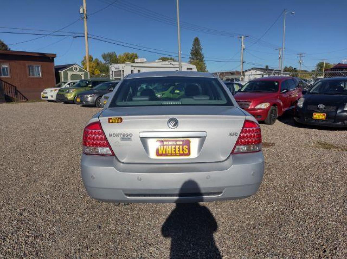 2005 Mercury Montego Premier AWD (1MEHM43145G) with an 3.0L V6 DOHC 24V engine, Continuously Variable Transmission transmission, located at 4801 10th Ave S,, Great Falls, MT, 59405, (406) 564-1505, 0.000000, 0.000000 - Photo#3