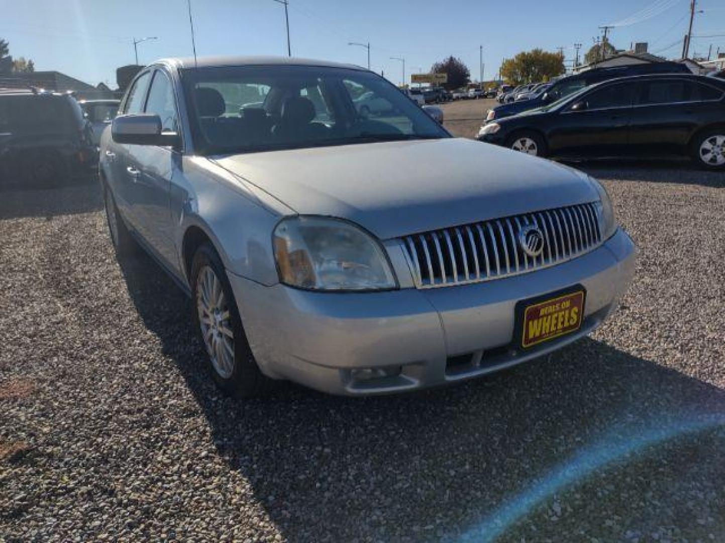 2005 Mercury Montego Premier AWD (1MEHM43145G) with an 3.0L V6 DOHC 24V engine, Continuously Variable Transmission transmission, located at 4801 10th Ave S,, Great Falls, MT, 59405, (406) 564-1505, 0.000000, 0.000000 - Photo#6