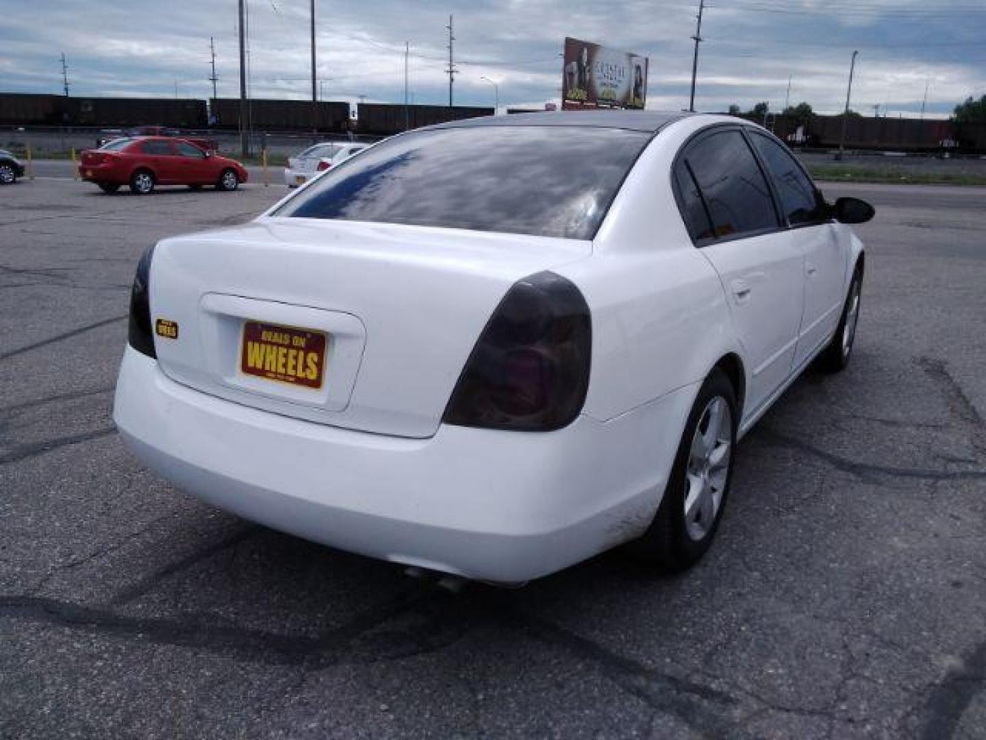 2005 Nissan Altima 2.5 (1N4AL11D65C) with an 2.5L L4 DOHC 16V engine, located at 4047 Montana Ave., Billings, MT, 59101, 45.770847, -108.529800 - Photo#4