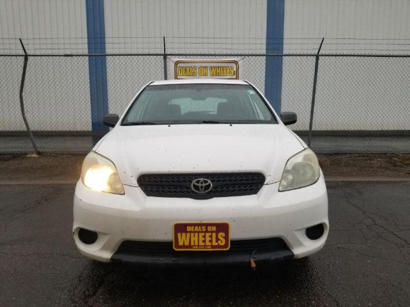 2005 Toyota Matrix 4WD (2T1LR32E55C) with an 1.8L L4 DOHC 16V engine, 4-Speed Automatic transmission, located at 1821 N Montana Ave., Helena, MT, 59601, 0.000000, 0.000000 - Photo#1