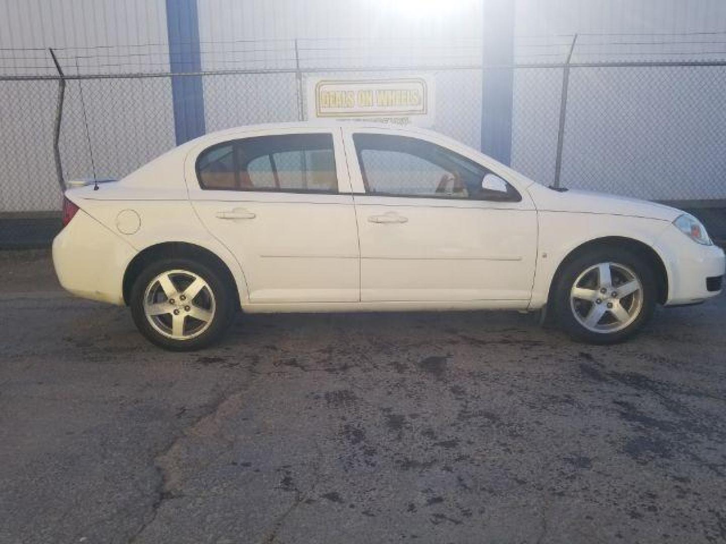 2006 Chevrolet Cobalt LT Sedan (1G1AL55F067) with an 2.2L L4 DOHC 16V engine, located at 601 E. Idaho St., Kalispell, MT, 59901, 0.000000, 0.000000 - Photo#5