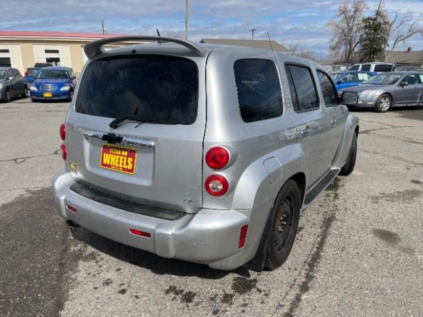 2006 Chevrolet HHR LT (3GNDA23P86S) with an 2.4L L4 DOHC 16V engine, 5-Speed Automatic transmission, located at 1821 N Montana Ave., Helena, MT, 59601, 0.000000, 0.000000 - Photo#2