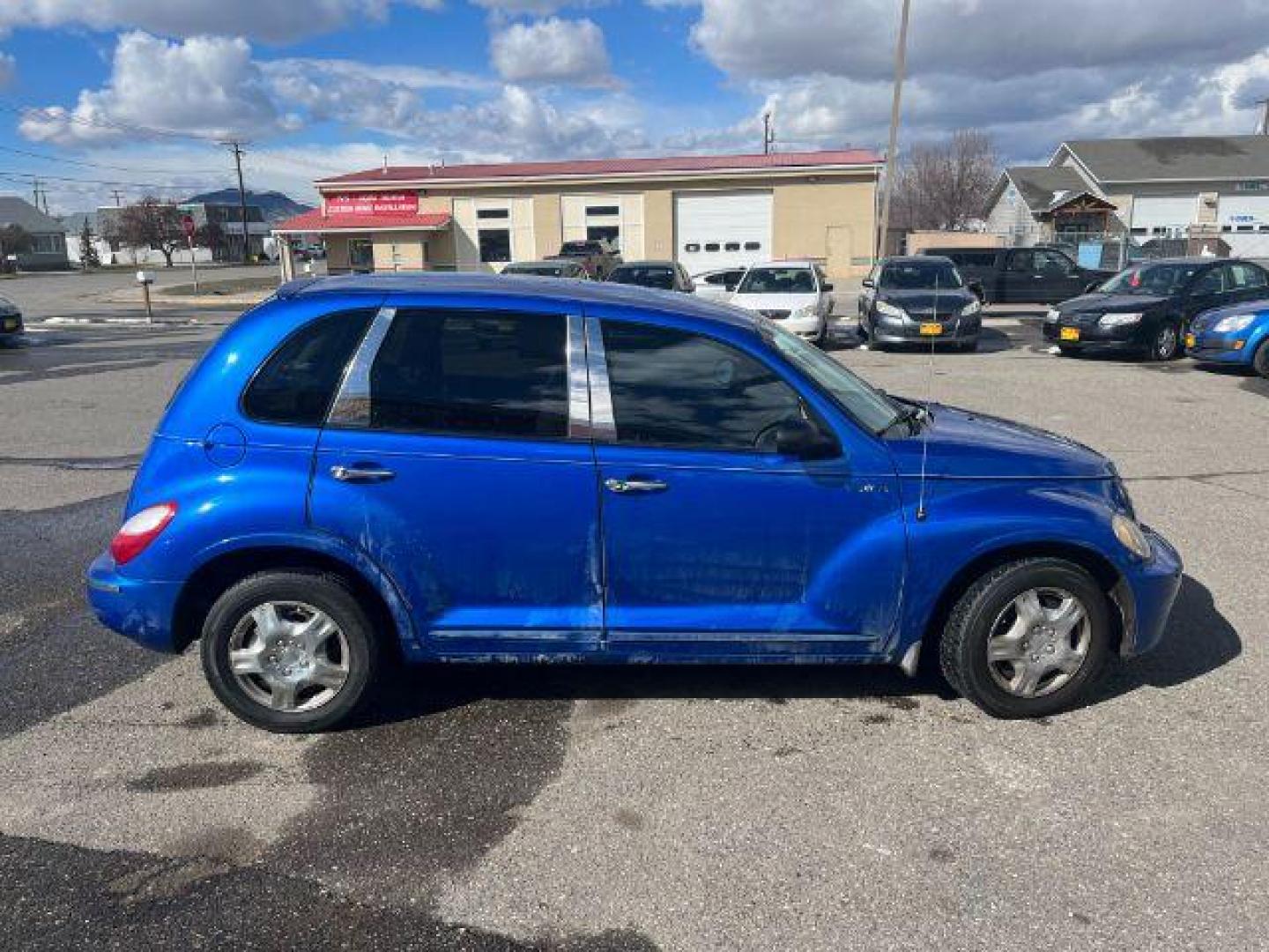 2006 Chrysler PT Cruiser Touring Edition (3A4FY58B46T) with an 2.4L L4 DOHC 16V engine, located at 1821 N Montana Ave., Helena, MT, 59601, 0.000000, 0.000000 - Photo#3