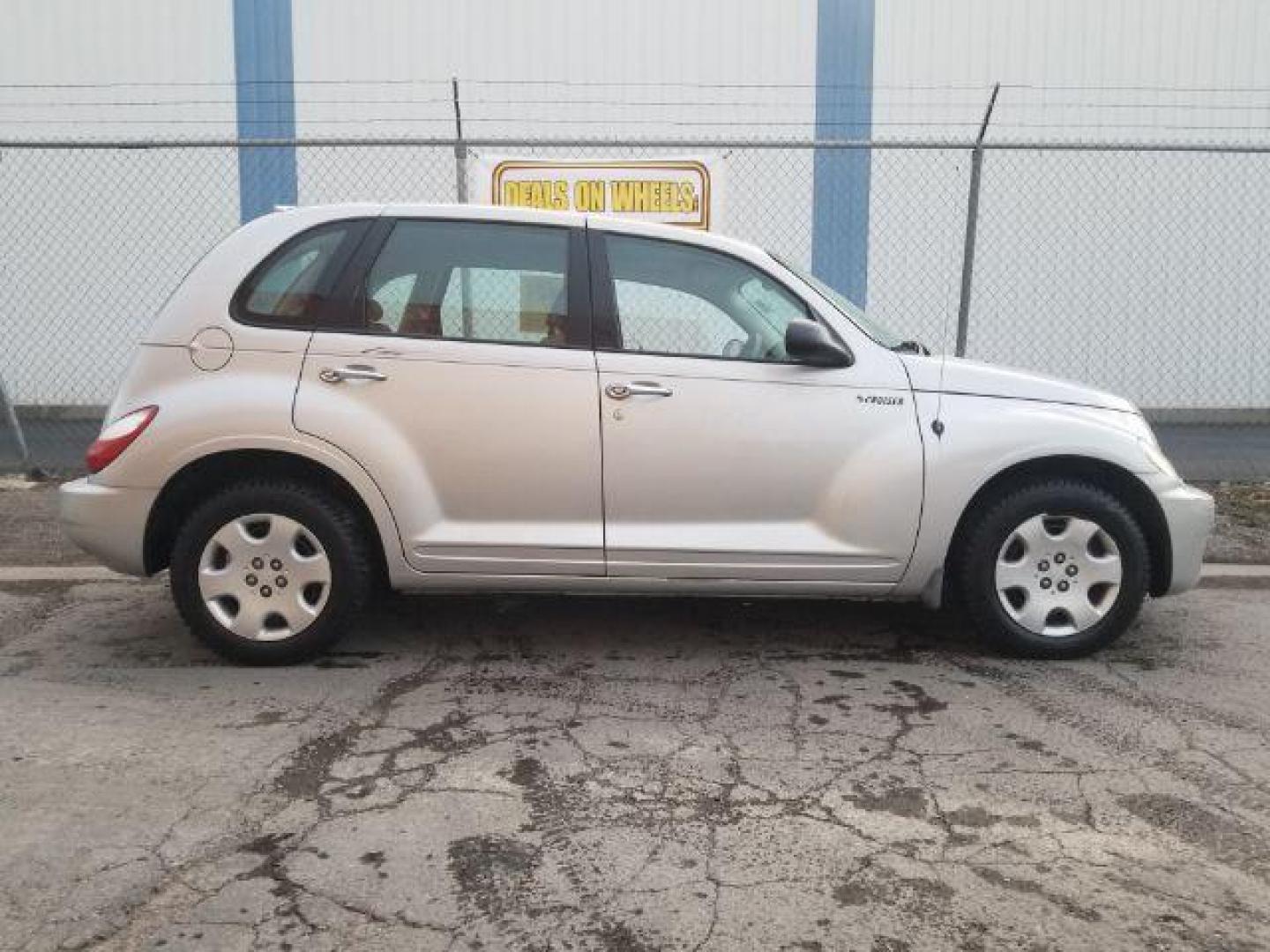 2006 Chrysler PT Cruiser Base (3A4FY48B06T) with an 2.4L L4 DOHC 16V engine, located at 4801 10th Ave S,, Great Falls, MT, 59405, (406) 564-1505, 0.000000, 0.000000 - Photo#3