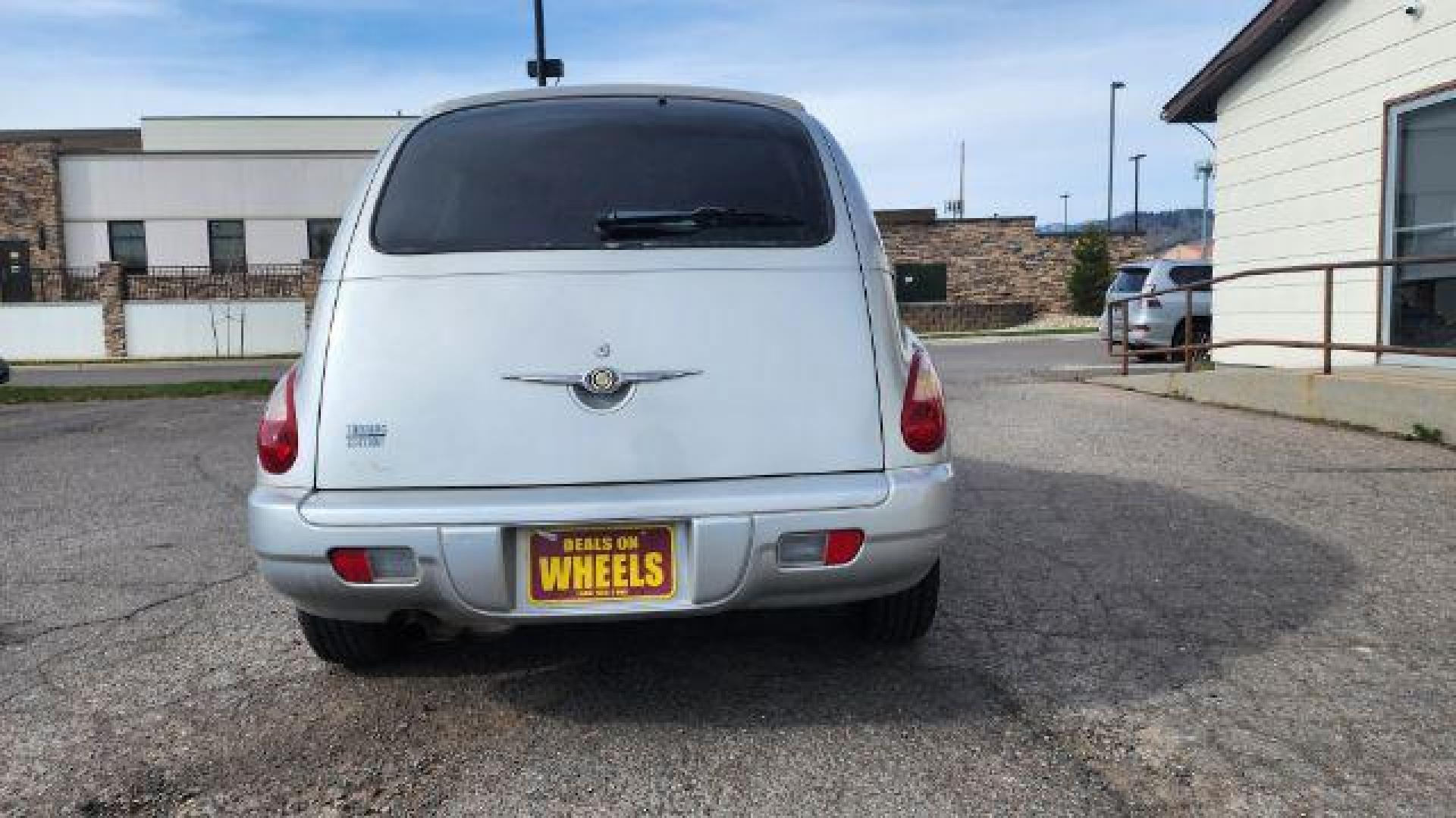 2006 Chrysler PT Cruiser Touring Edition (3A4FY58B66T) with an 2.4L L4 DOHC 16V engine, located at 1800 West Broadway, Missoula, 59808, (406) 543-1986, 46.881348, -114.023628 - Photo#3