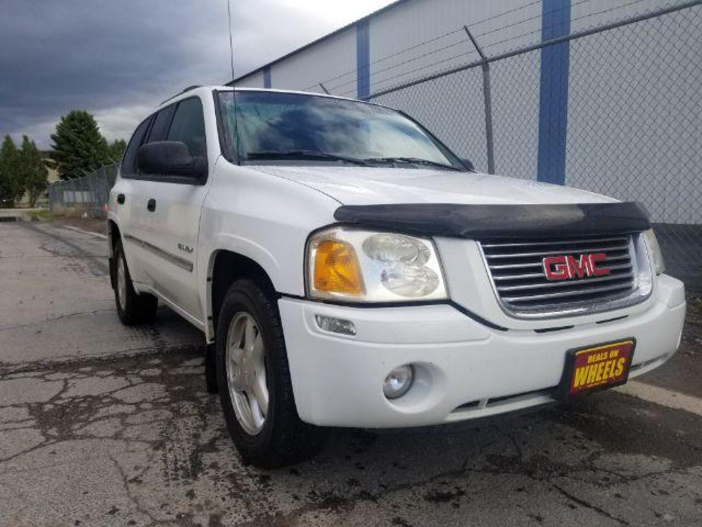 2006 GMC Envoy SLE 4WD (1GKDT13SX62) with an 4.2L L6 DOHC 24V engine, 4-Speed Automatic transmission, located at 4801 10th Ave S,, Great Falls, MT, 59405, (406) 564-1505, 0.000000, 0.000000 - Photo#6