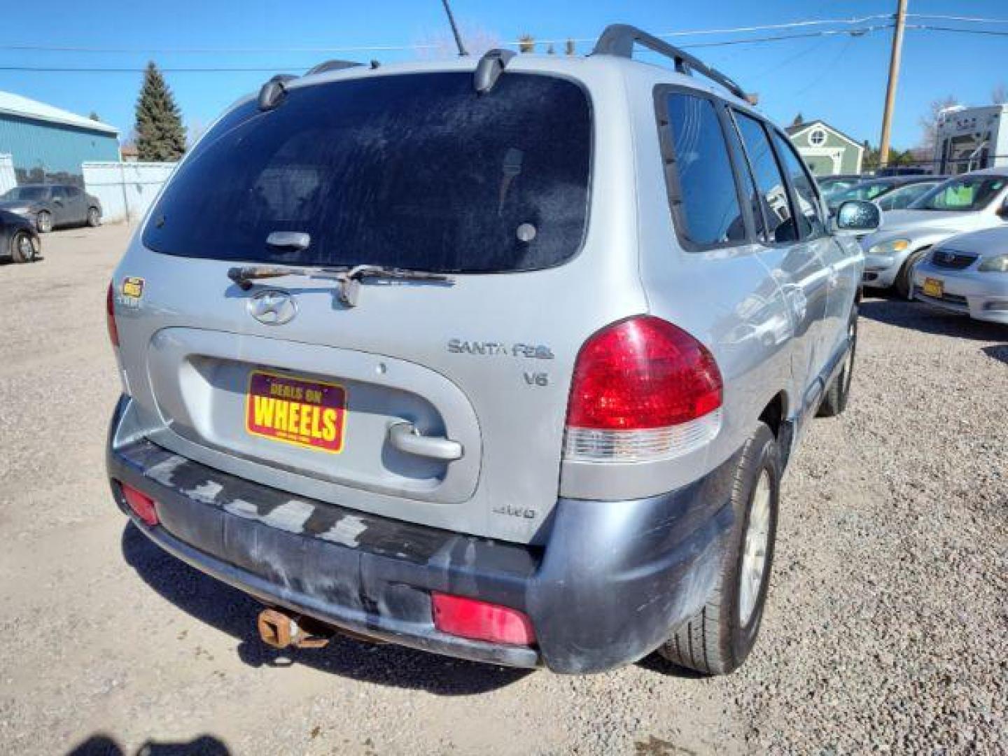 2006 Hyundai Santa Fe GLS 2.7L 4WD (KM8SC73D36U) with an 2.7L V6 DOHC 24V engine, 4-Speed Automatic transmission, located at 4801 10th Ave S,, Great Falls, MT, 59405, (406) 564-1505, 0.000000, 0.000000 - Photo#4