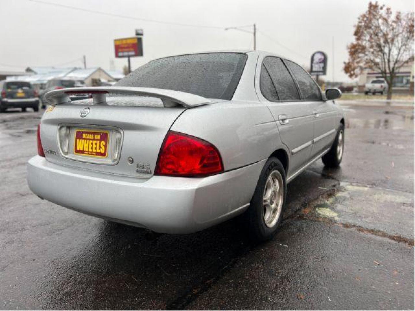 2006 Nissan Sentra 1.8 (3N1CB51D96L) with an 1.8L L4 DOHC 16V engine, located at 601 E. Idaho St., Kalispell, MT, 59901, 0.000000, 0.000000 - Photo#4