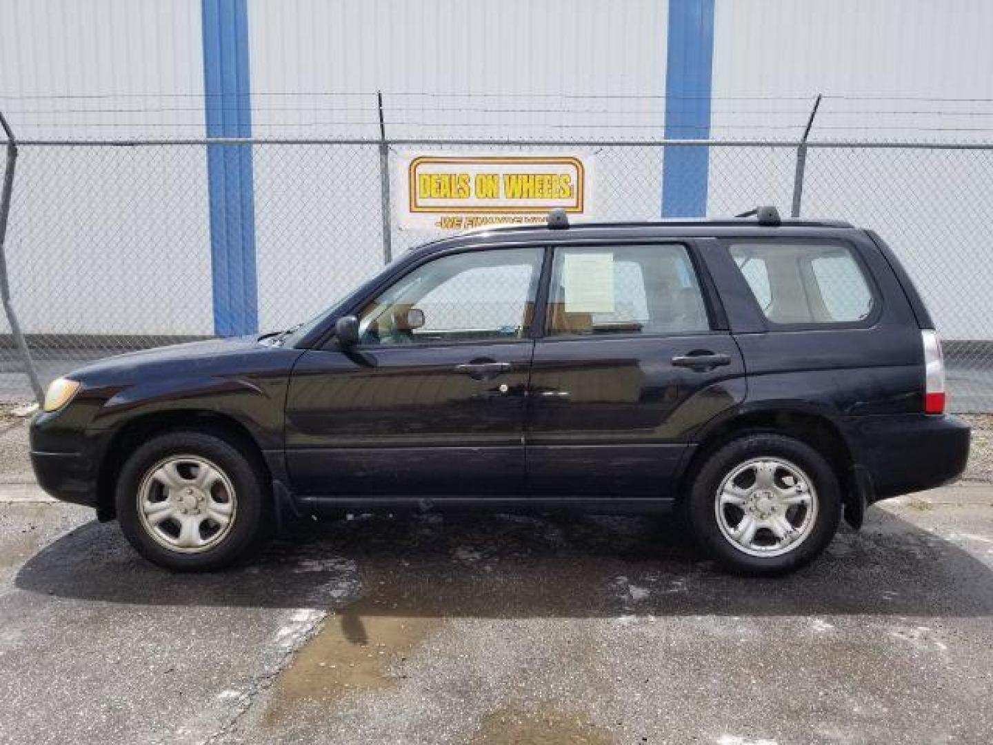 2006 Subaru Forester 2.5X (JF1SG63636H) with an 2.5L H4 SOHC 16V engine, 4-Speed Automatic transmission, located at 4801 10th Ave S,, Great Falls, MT, 59405, (406) 564-1505, 0.000000, 0.000000 - Photo#2