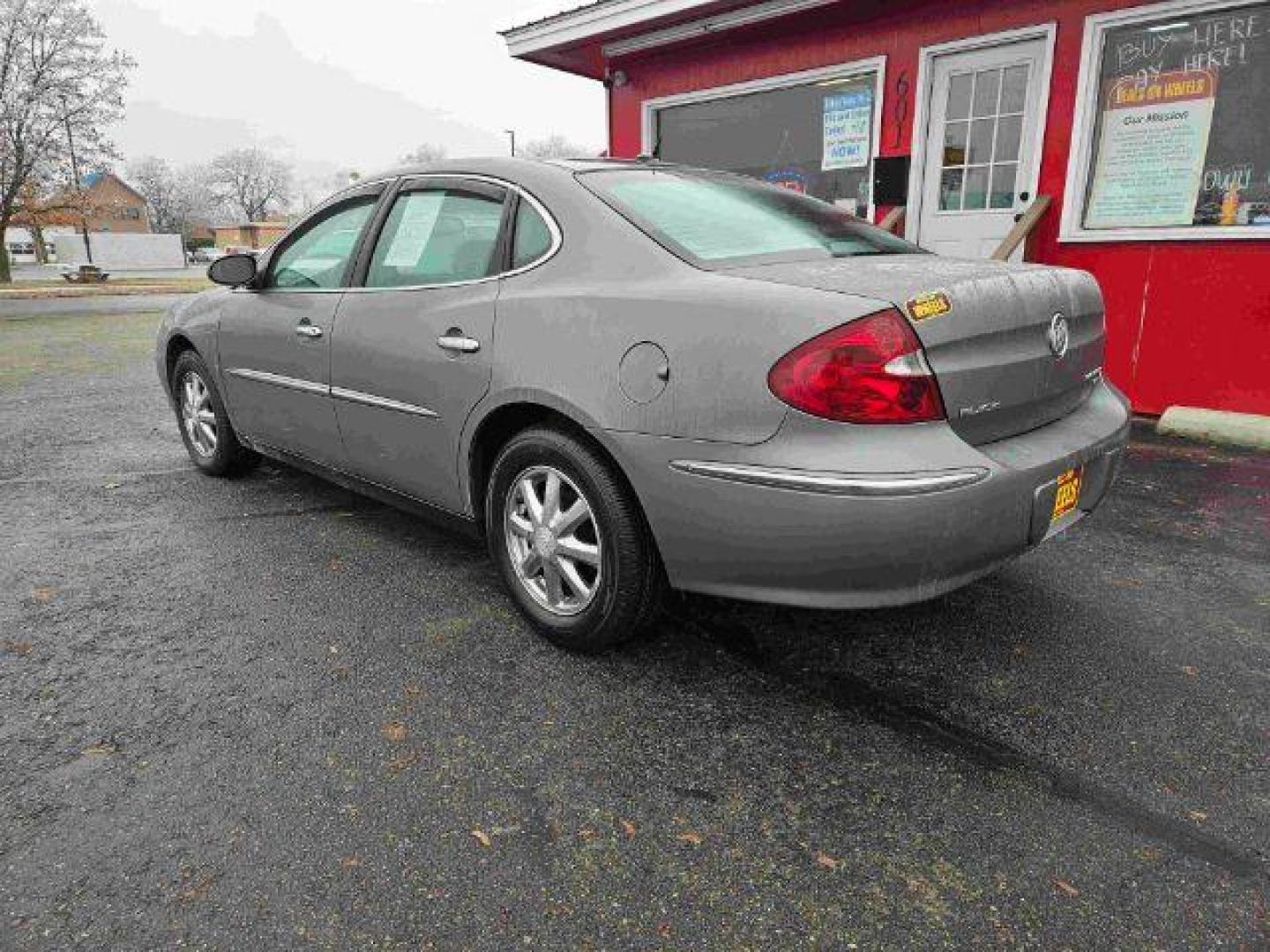 2007 Buick LaCrosse CX (2G4WC582X71) with an 3.8L V6 OHV 12V engine, 4-Speed Automatic transmission, located at 601 E. Idaho St., Kalispell, MT, 59901, 0.000000, 0.000000 - Photo#2