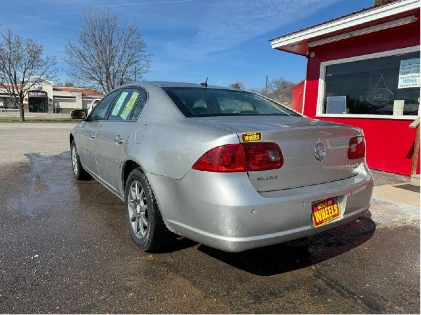 2007 Buick Lucerne CXL V6 (1G4HD57237U) with an 3.8L V6 OHV 12V engine, 4-Speed Automatic transmission, located at 601 E. Idaho St., Kalispell, MT, 59901, 0.000000, 0.000000 - Photo#2