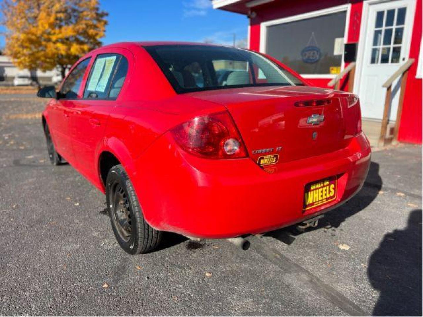 2007 Chevrolet Cobalt LT1 Sedan (1G1AL55F877) with an 2.2L L4 DOHC 16V engine, located at 601 E. Idaho St., Kalispell, MT, 59901, 0.000000, 0.000000 - Photo#2