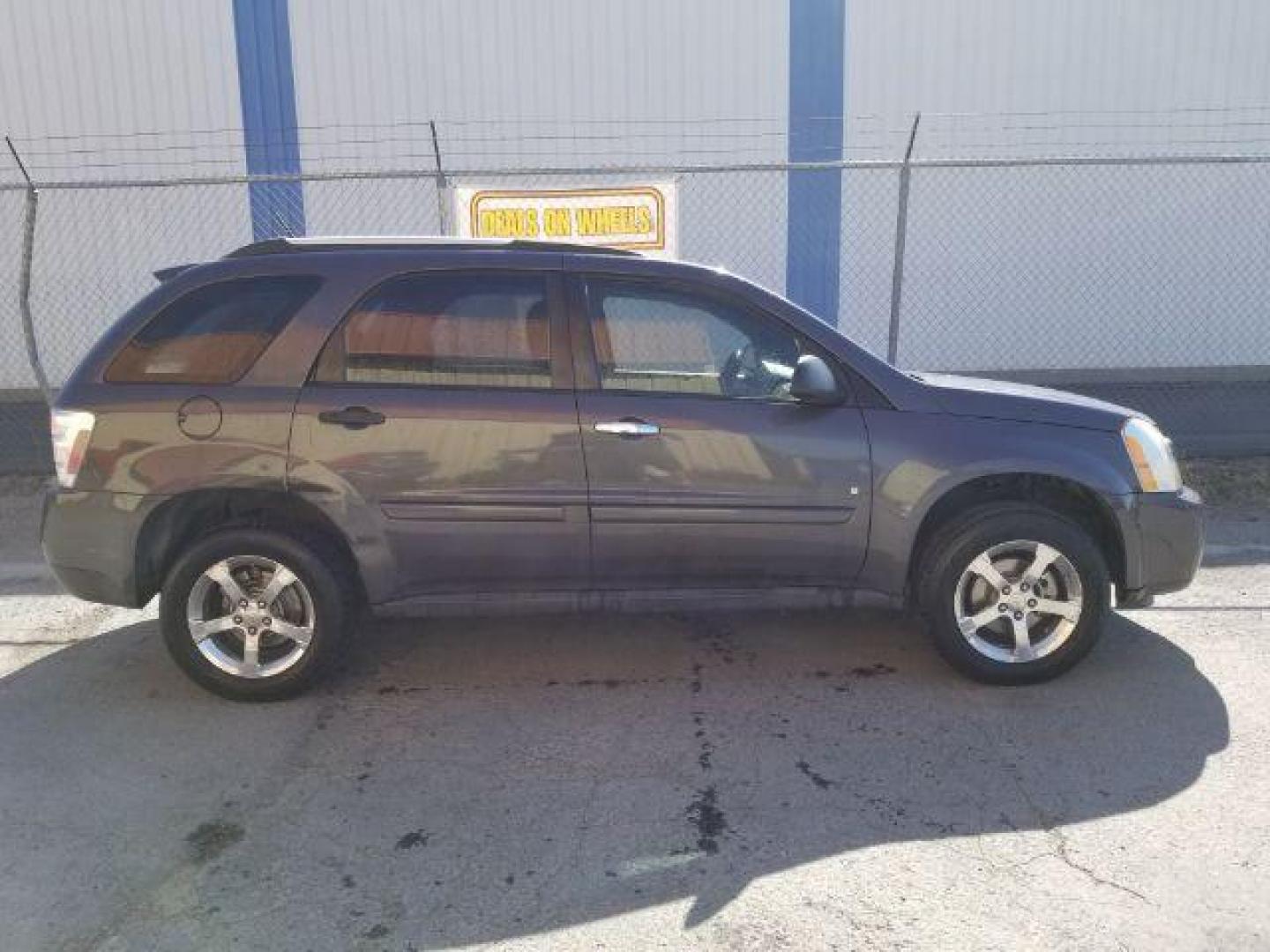 2007 Granite Gray Metalli Chevrolet Equinox LS 2WD (2CNDL13F976) with an 3.4L V6 OHV 12V engine, 5-Speed Automatic transmission, located at 4801 10th Ave S,, Great Falls, MT, 59405, (406) 564-1505, 0.000000, 0.000000 - Photo#5