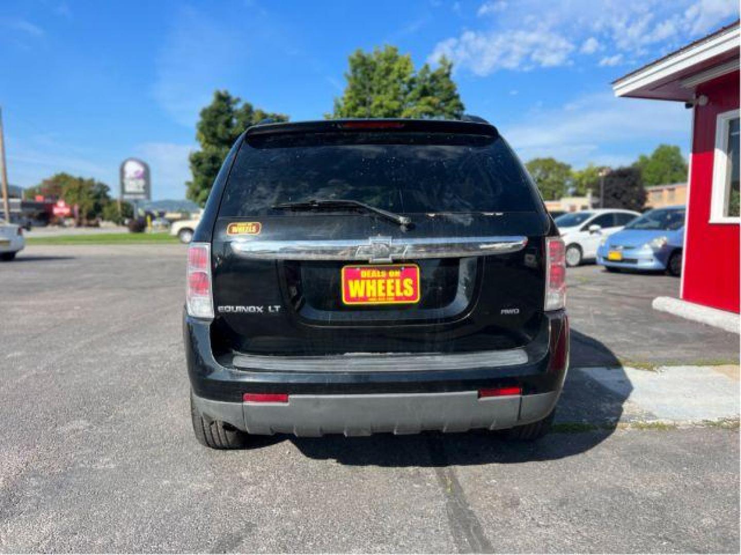 2007 Chevrolet Equinox LT1 AWD (2CNDL73F276) with an 3.4L V6 OHV 12V engine, 5-Speed Automatic transmission, located at 601 E. Idaho St., Kalispell, MT, 59901, 0.000000, 0.000000 - Photo#3