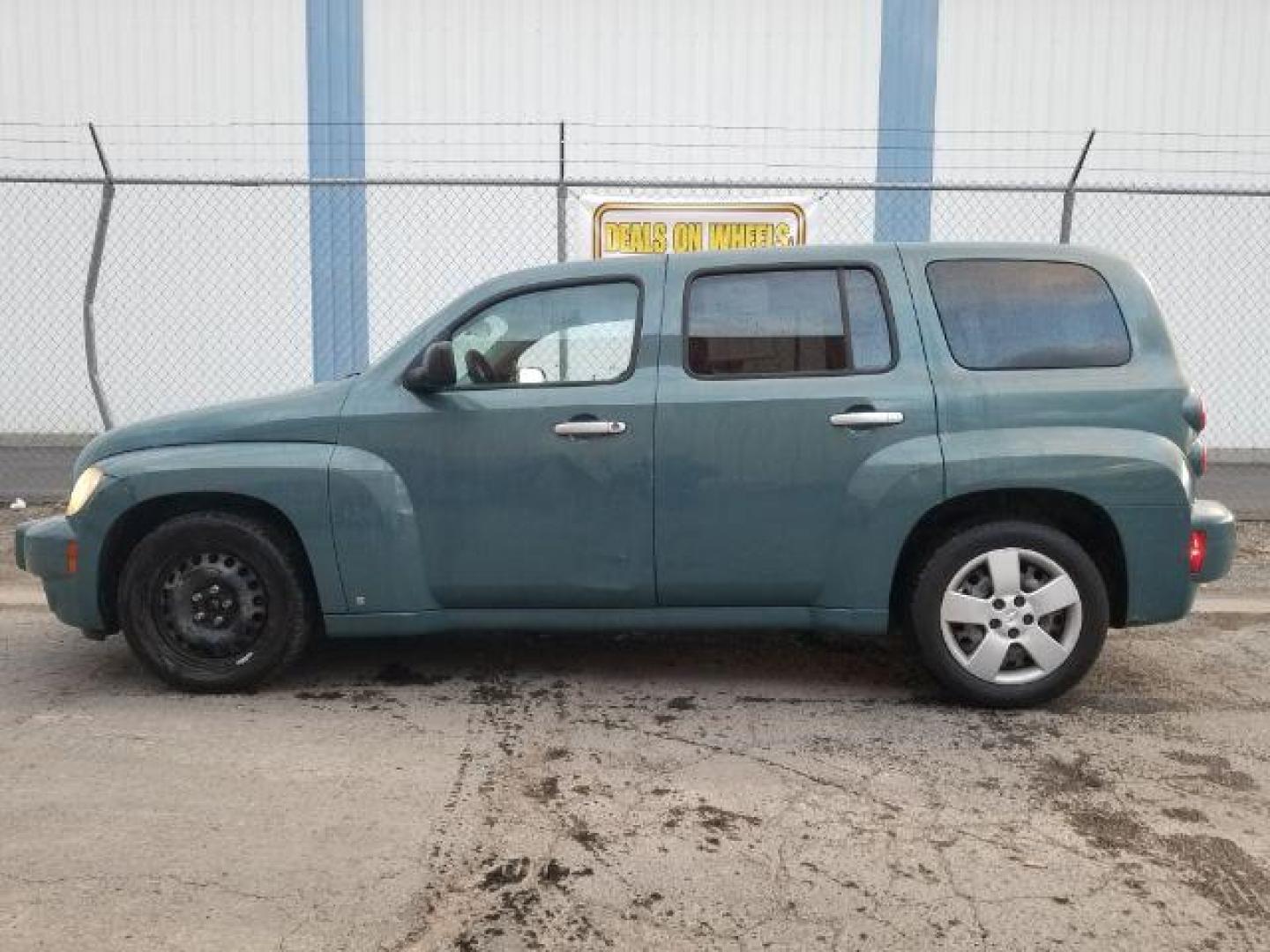 2007 Chevrolet HHR LS (3GNDA13D07S) with an 2.2L L4 DOHC 16V engine, 4-Speed Automatic transmission, located at 4047 Montana Ave., Billings, MT, 59101, 45.770847, -108.529800 - Photo#6