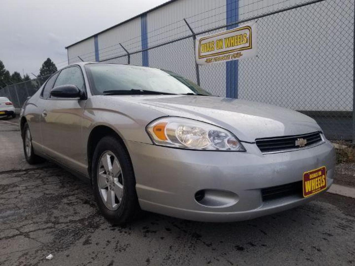 2007 Chevrolet Monte Carlo LS (2G1WJ15K179) with an 3.5L V6 OHV 12V FFV engine, 4-Speed Automatic transmission, located at 4801 10th Ave S,, Great Falls, MT, 59405, (406) 564-1505, 0.000000, 0.000000 - Photo#2