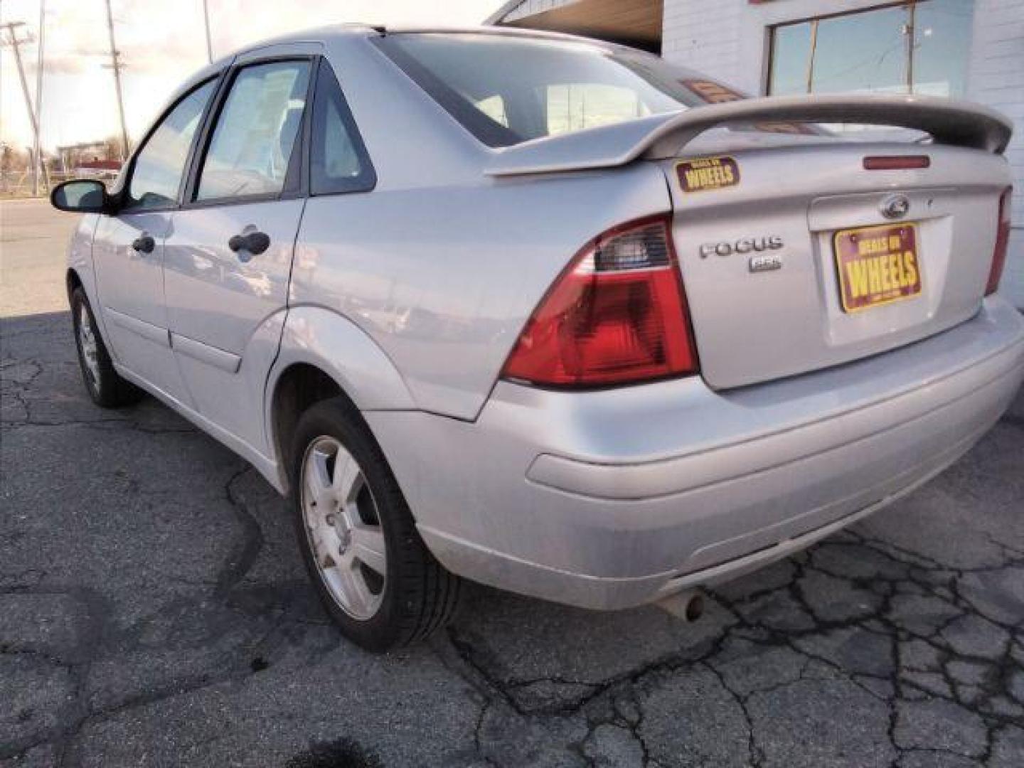 2007 Ford Focus ZX4 SES (1FAHP34NX7W) with an 2.0L L4 DOHC 16V engine, located at 4047 Montana Ave., Billings, MT, 59101, 45.770847, -108.529800 - Photo#6