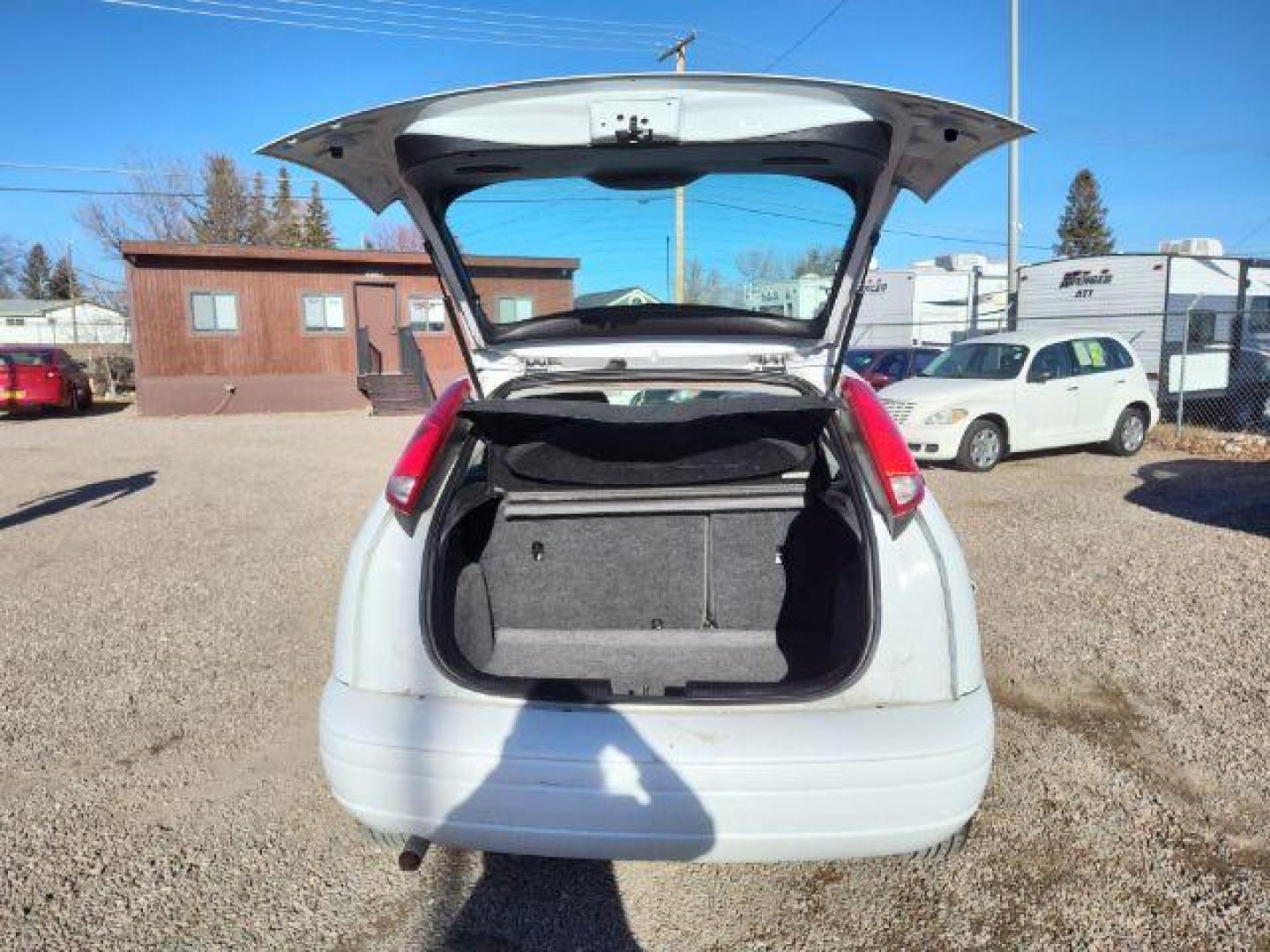 2007 Ford Focus ZX5 SE (1FAHP37N67W) with an 2.0L L4 DOHC 16V engine, located at 4801 10th Ave S,, Great Falls, MT, 59405, (406) 564-1505, 0.000000, 0.000000 - Photo#12