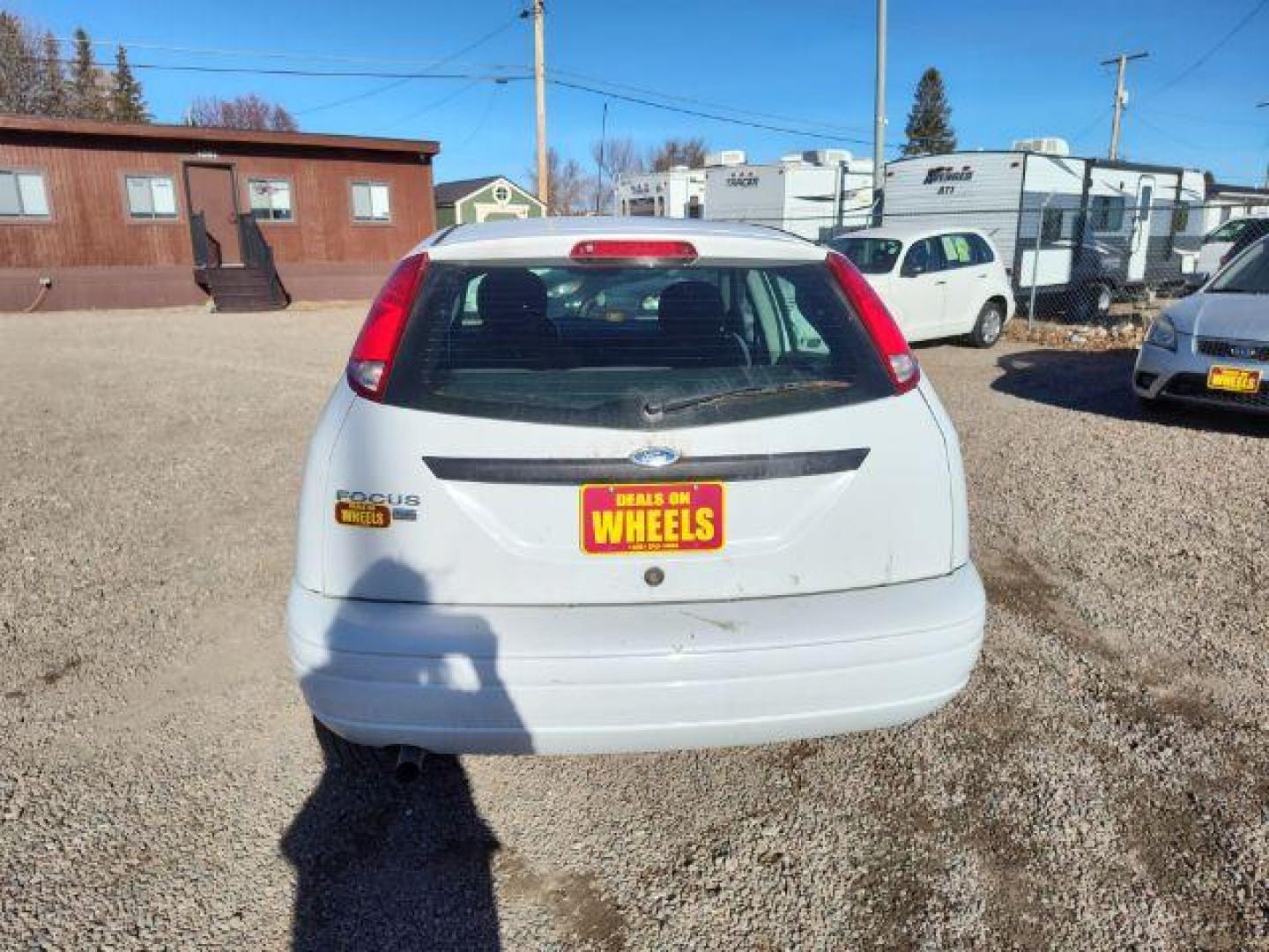 2007 Ford Focus ZX5 SE (1FAHP37N67W) with an 2.0L L4 DOHC 16V engine, located at 4801 10th Ave S,, Great Falls, MT, 59405, (406) 564-1505, 0.000000, 0.000000 - Photo#3