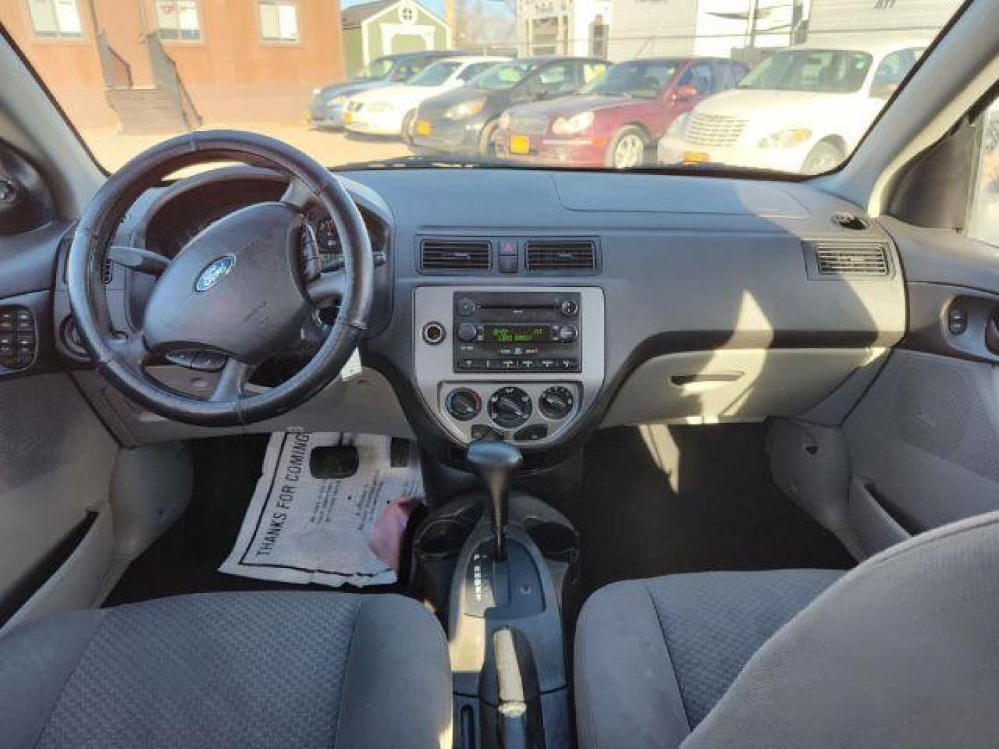 2007 Ford Focus ZX5 SE (1FAHP37N67W) with an 2.0L L4 DOHC 16V engine, located at 4801 10th Ave S,, Great Falls, MT, 59405, (406) 564-1505, 0.000000, 0.000000 - Photo#8