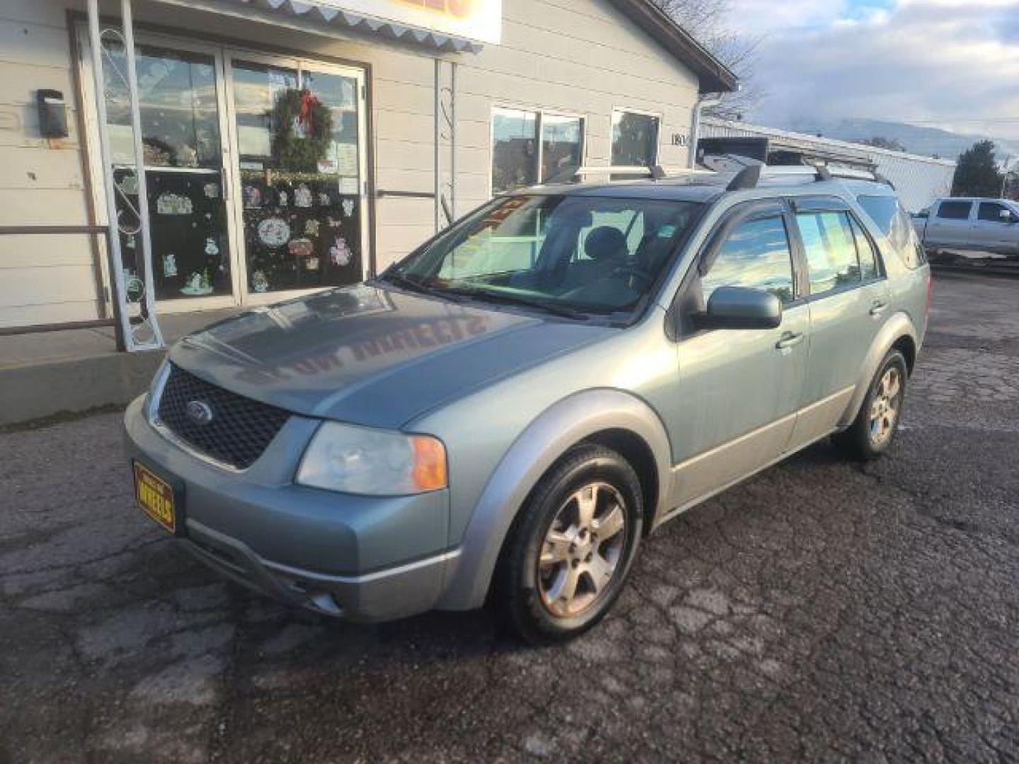 2007 Ford Freestyle SEL AWD (1FMDK05127G) with an 3.0L V6 DOHC 24V engine, Continuously Variable Transmission transmission, located at 1800 West Broadway, Missoula, 59808, (406) 543-1986, 46.881348, -114.023628 - Photo#0