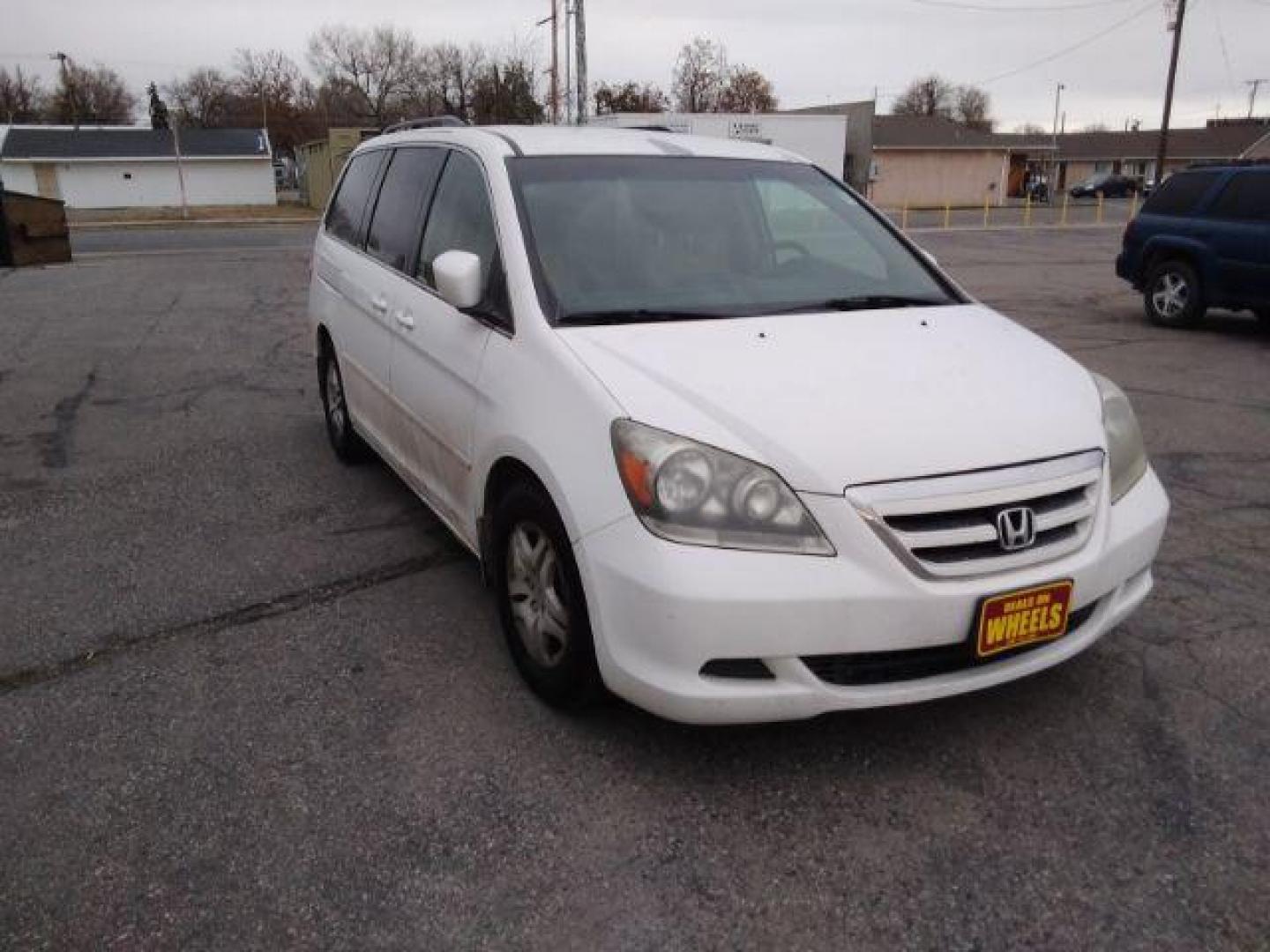 2007 Honda Odyssey EX (5FNRL38407B) with an 3.5L V6 SOHC 24V engine, 5-Speed Automatic transmission, located at 4047 Montana Ave., Billings, MT, 59101, 45.770847, -108.529800 - Photo#2