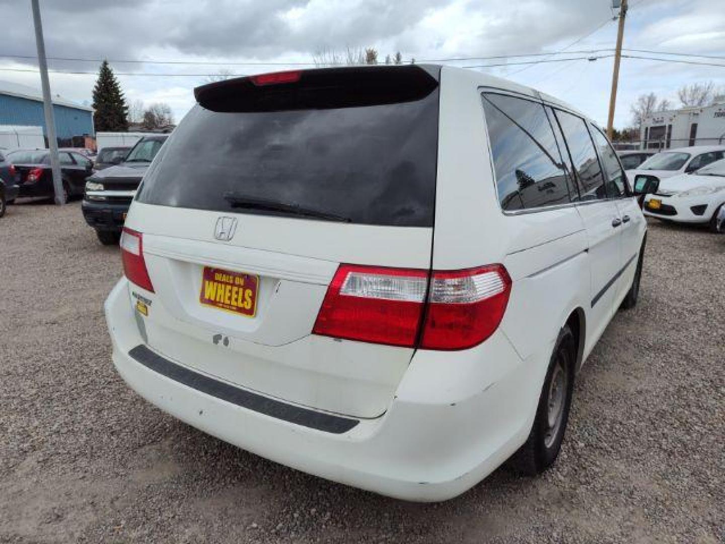 2007 Honda Odyssey LX (5FNRL38247B) with an 3.5L V6 SOHC 24V engine, 5-Speed Automatic transmission, located at 4801 10th Ave S,, Great Falls, MT, 59405, (406) 564-1505, 0.000000, 0.000000 - Photo#4