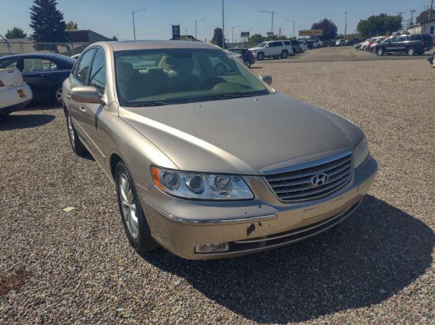 2007 Hyundai Azera Limited (KMHFC46F77A) with an 3.8L V6 DOHC 24V engine, 5-Speed Automatic transmission, located at 4801 10th Ave S,, Great Falls, MT, 59405, (406) 564-1505, 0.000000, 0.000000 - Photo#6