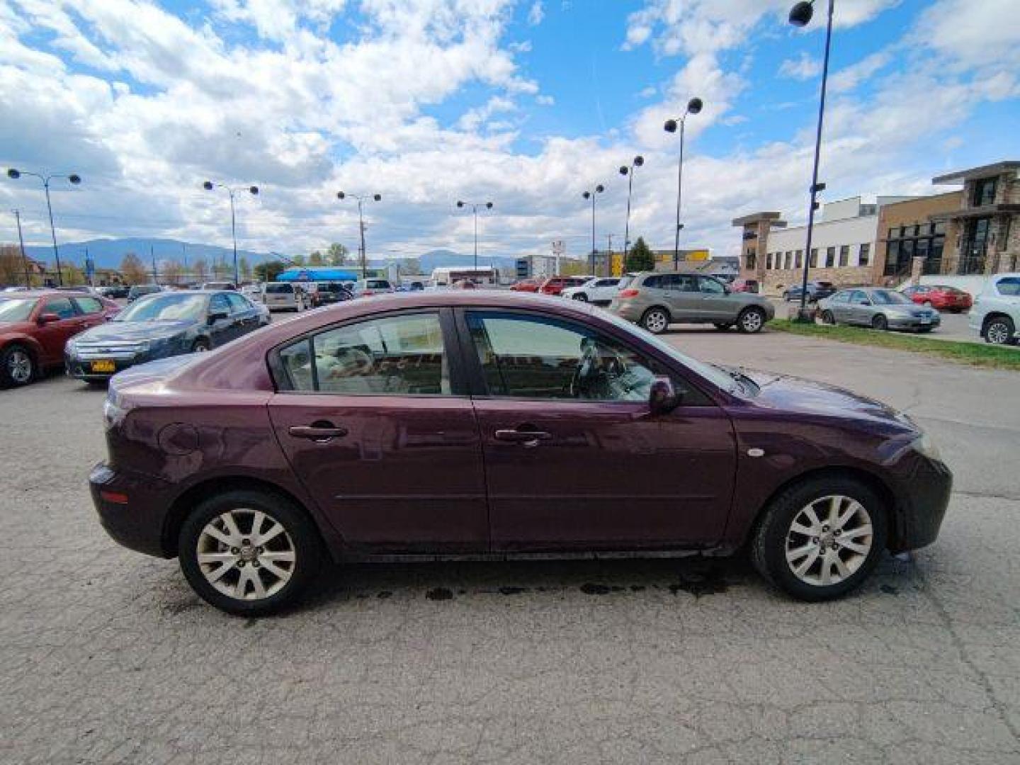 2007 Mazda MAZDA3 SEDAN 4-DR (JM1BK32F471) with an 2.0L L4 DOHC 16V engine, located at 1800 West Broadway, Missoula, 59808, (406) 543-1986, 46.881348, -114.023628 - Photo#2