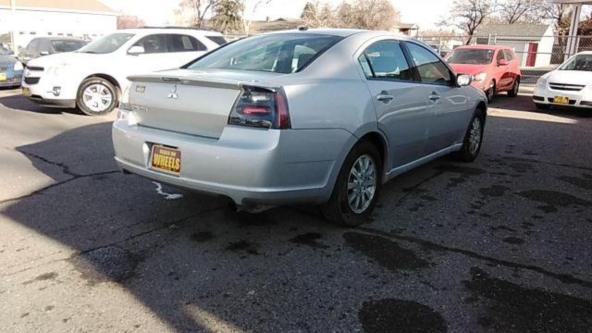 2007 Mitsubishi Galant ES (4A3AB56F97E) with an 2.4L L4 SOHC 16V engine, 4-Speed Automatic transmission, located at 1821 N Montana Ave., Helena, MT, 59601, 0.000000, 0.000000 - Photo#3