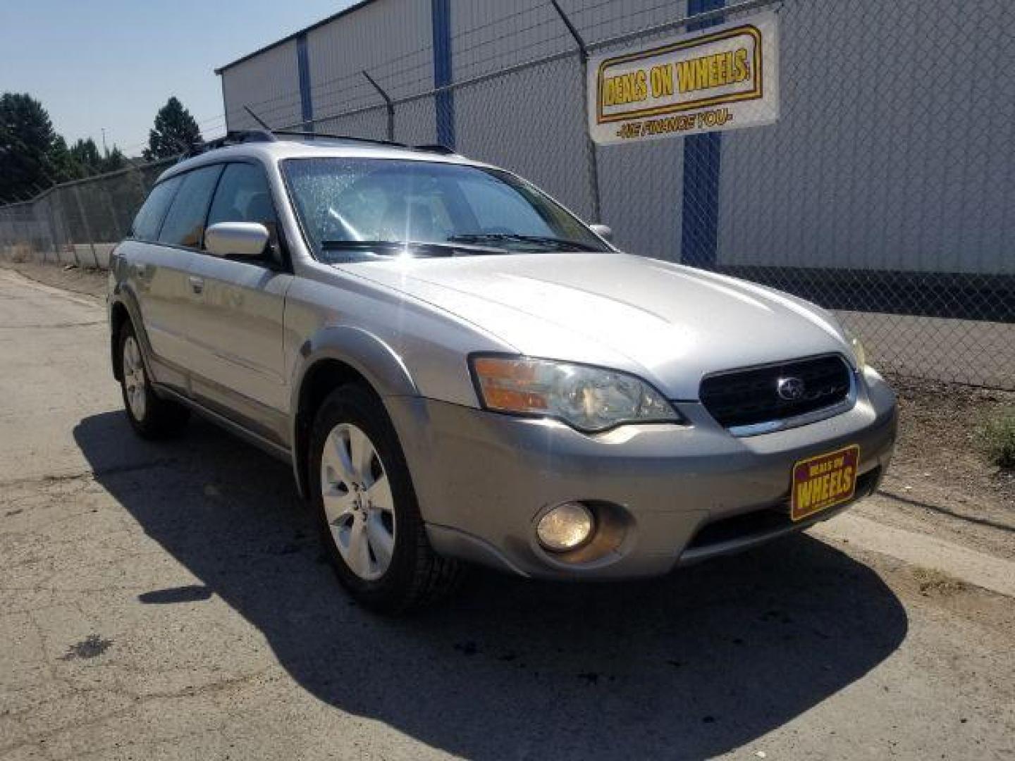 2007 Subaru Outback 2.5i Limited Wagon (4S4BP62C977) with an 2.5L H4 SOHC 16V engine, 4-Speed Automatic transmission, located at 1800 West Broadway, Missoula, 59808, (406) 543-1986, 46.881348, -114.023628 - Photo#6