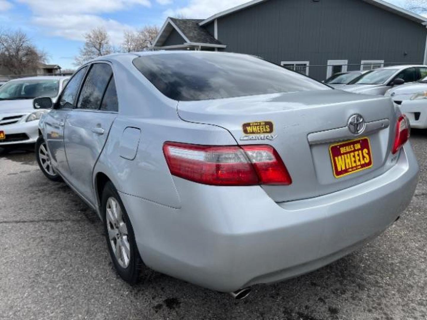 2007 Toyota Camry XLE V6 (4T1BK46K27U) with an 3.5L V6 DOHC 24V engine, 6-Speed Automatic transmission, located at 1821 N Montana Ave., Helena, MT, 59601, 0.000000, 0.000000 - Photo#1