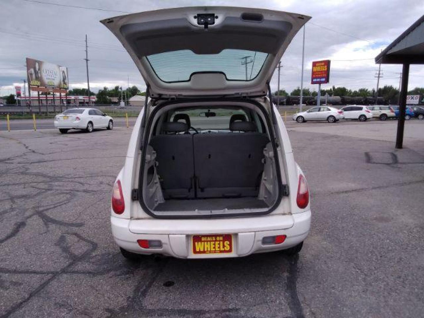 2008 Chrysler PT Cruiser Base (3A8FY48B18T) with an 2.4L L4 DOHC 16V engine, located at 4047 Montana Ave., Billings, MT, 59101, 45.770847, -108.529800 - Photo#11